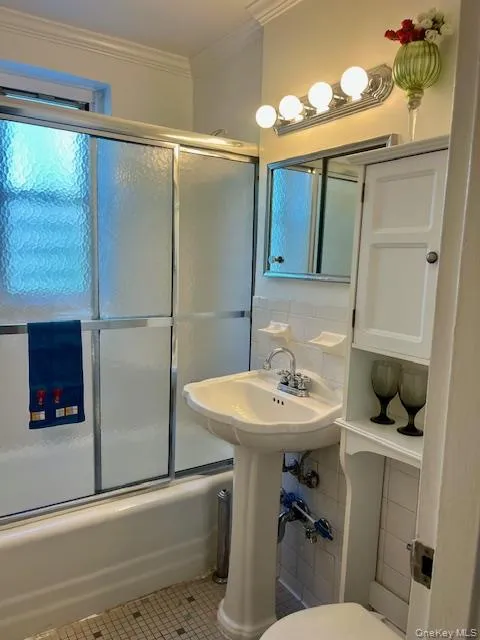 15105 Cross Island Parkway, New York, NY, 2 Bedrooms Bedrooms, 5 Rooms Rooms,1 BathroomBathrooms,Residential,For Rent,Cross Island Parkway,0,1014502 15105 Cross Island Parkway, New York, NY, 2 Bedrooms Bedrooms, 5 Rooms Rooms,1 BathroomBathrooms,Residential,For Rent,Cross Island Parkway,0,1014502