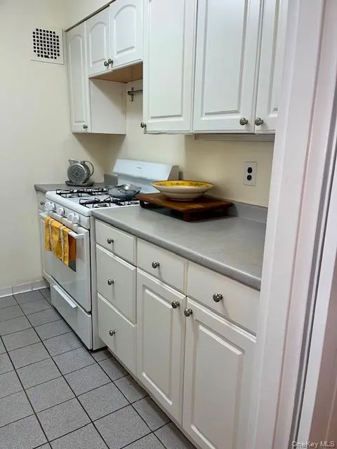 15105 Cross Island Parkway, New York, NY, 2 Bedrooms Bedrooms, 5 Rooms Rooms,1 BathroomBathrooms,Residential,For Rent,Cross Island Parkway,0,1014502 15105 Cross Island Parkway, New York, NY, 2 Bedrooms Bedrooms, 5 Rooms Rooms,1 BathroomBathrooms,Residential,For Rent,Cross Island Parkway,0,1014502