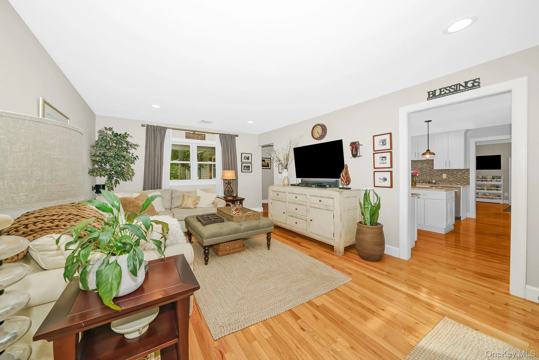 30 Ferndale Avenue, Brookhaven, NY, 3 Bedrooms Bedrooms, 9 Rooms Rooms,2 BathroomsBathrooms,Residential,For Rent,Ferndale,0,1014512 30 Ferndale Avenue, Brookhaven, NY, 3 Bedrooms Bedrooms, 9 Rooms Rooms,2 BathroomsBathrooms,Residential,For Rent,Ferndale,0,1014512