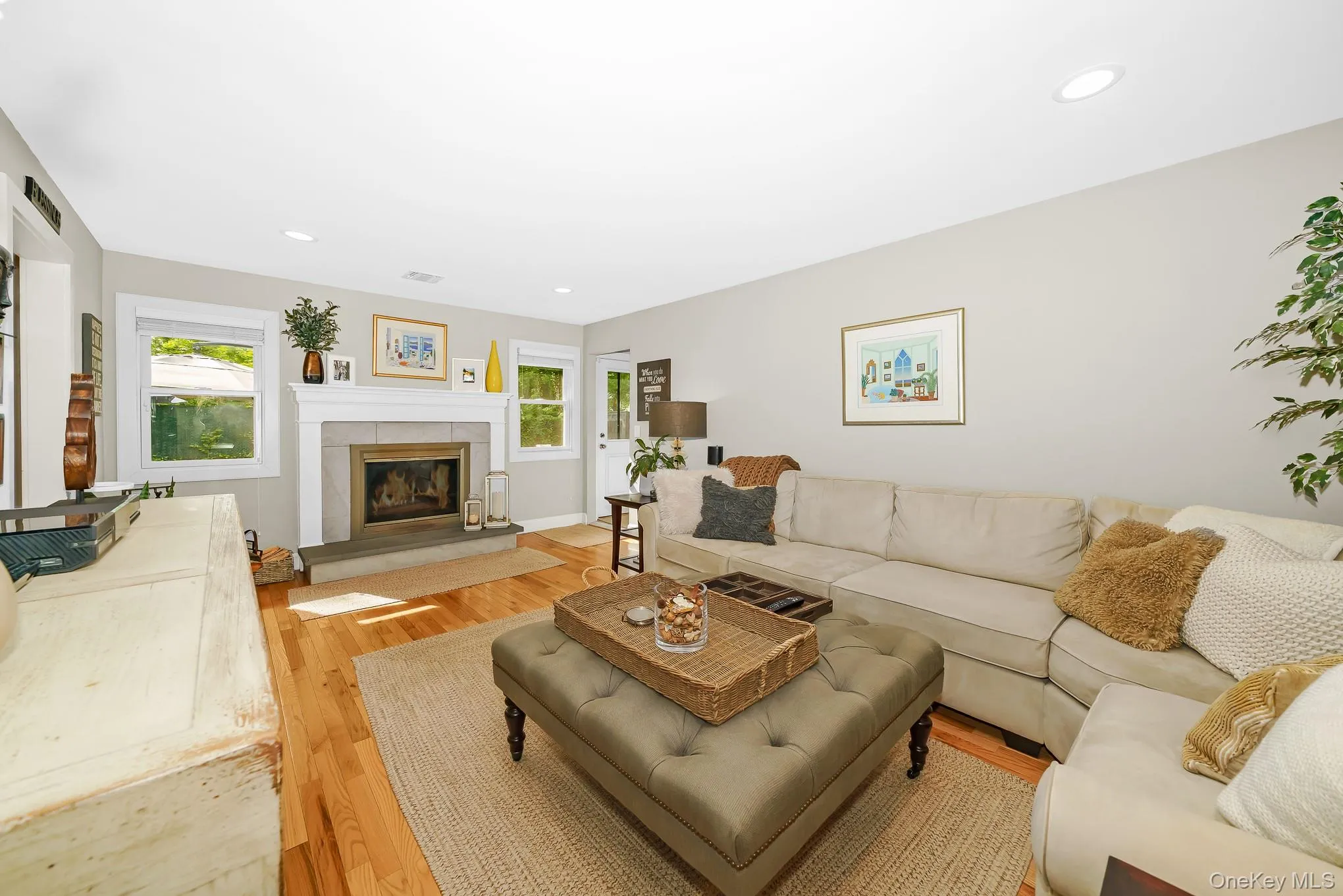 30 Ferndale Avenue, Brookhaven, NY, 3 Bedrooms Bedrooms, 9 Rooms Rooms,2 BathroomsBathrooms,Residential,For Rent,Ferndale,0,1014512 30 Ferndale Avenue, Brookhaven, NY, 3 Bedrooms Bedrooms, 9 Rooms Rooms,2 BathroomsBathrooms,Residential,For Rent,Ferndale,0,1014512
