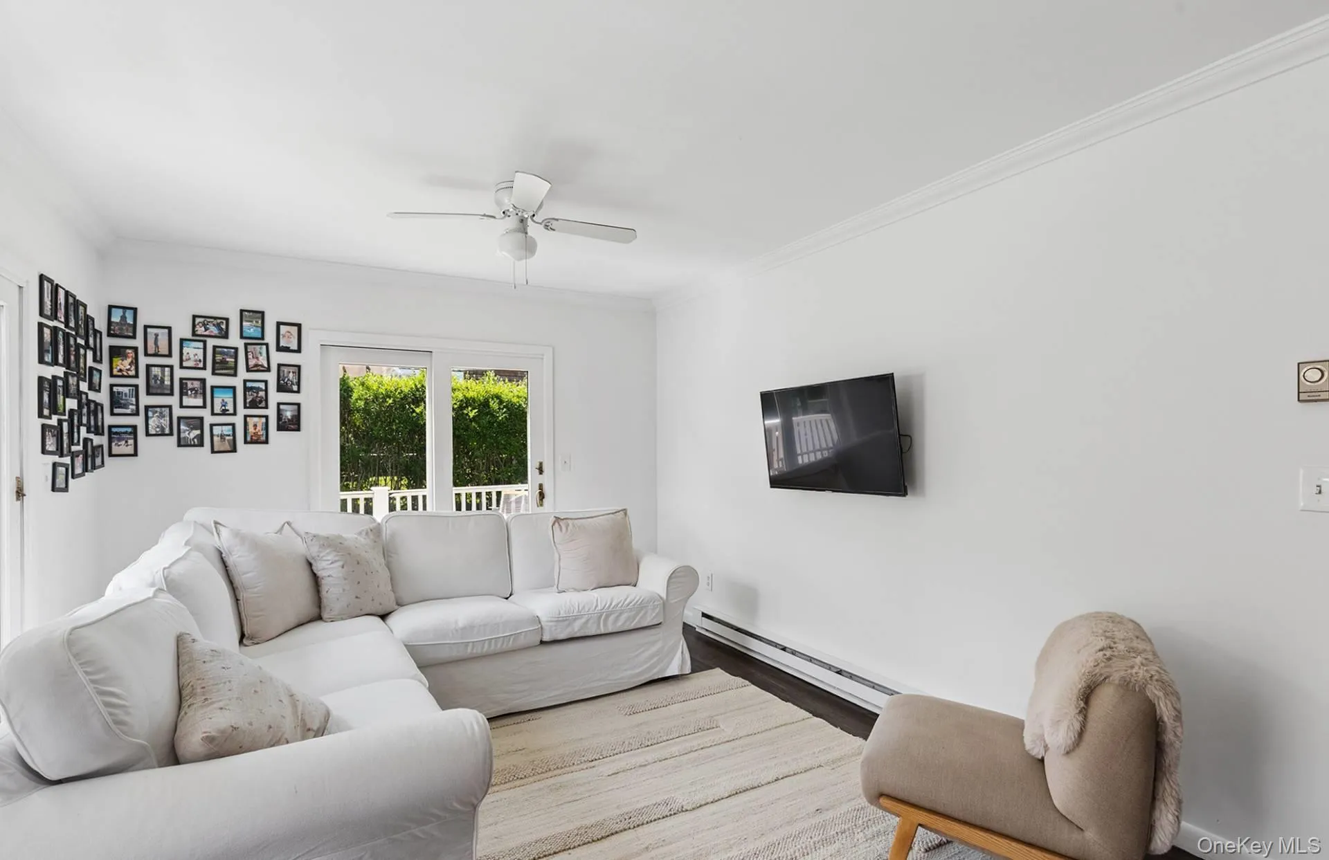 15 Indian Hill Road, East Hampton, NY, 2 Bedrooms Bedrooms, 4 Rooms Rooms,2 BathroomsBathrooms,Residential,For Rent,Indian Hill,0,1014518 15 Indian Hill Road, East Hampton, NY, 2 Bedrooms Bedrooms, 4 Rooms Rooms,2 BathroomsBathrooms,Residential,For Rent,Indian Hill,0,1014518