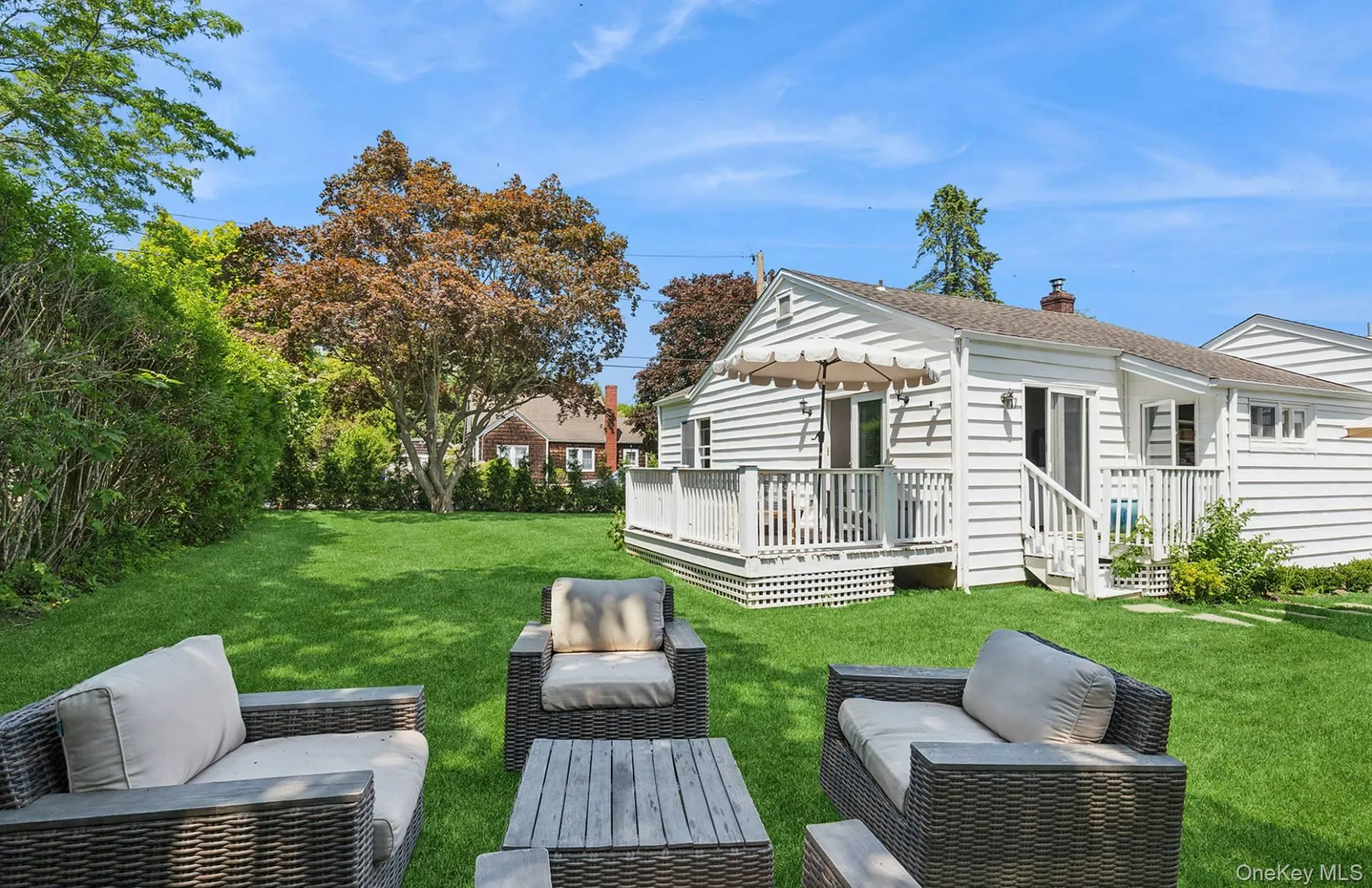 15 Indian Hill Road, East Hampton, NY, 2 Bedrooms Bedrooms, 4 Rooms Rooms,2 BathroomsBathrooms,Residential,For Rent,Indian Hill,0,1014518 15 Indian Hill Road, East Hampton, NY, 2 Bedrooms Bedrooms, 4 Rooms Rooms,2 BathroomsBathrooms,Residential,For Rent,Indian Hill,0,1014518