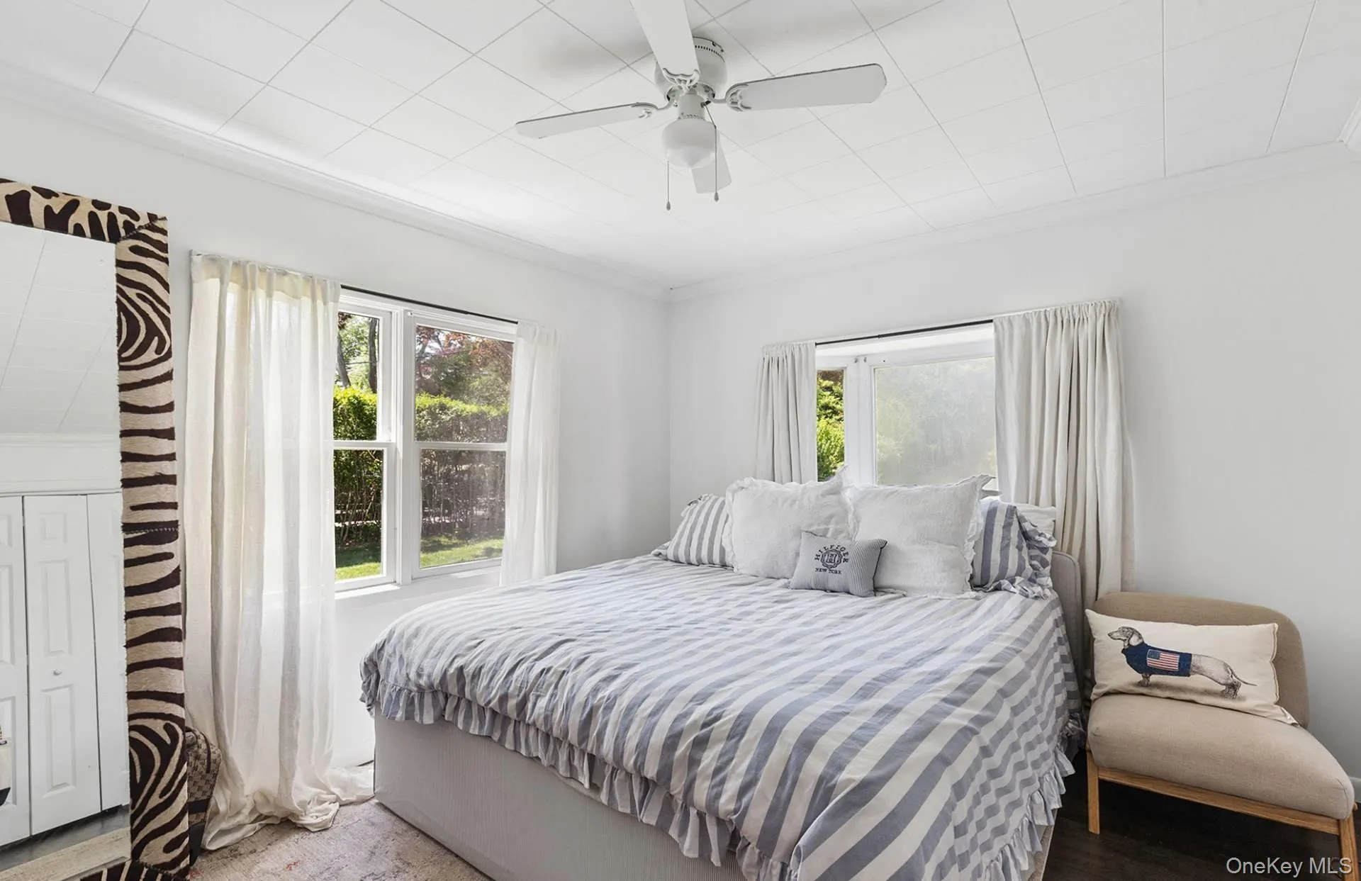 15 Indian Hill Road, East Hampton, NY, 2 Bedrooms Bedrooms, 4 Rooms Rooms,2 BathroomsBathrooms,Residential,For Rent,Indian Hill,0,1014518 15 Indian Hill Road, East Hampton, NY, 2 Bedrooms Bedrooms, 4 Rooms Rooms,2 BathroomsBathrooms,Residential,For Rent,Indian Hill,0,1014518
