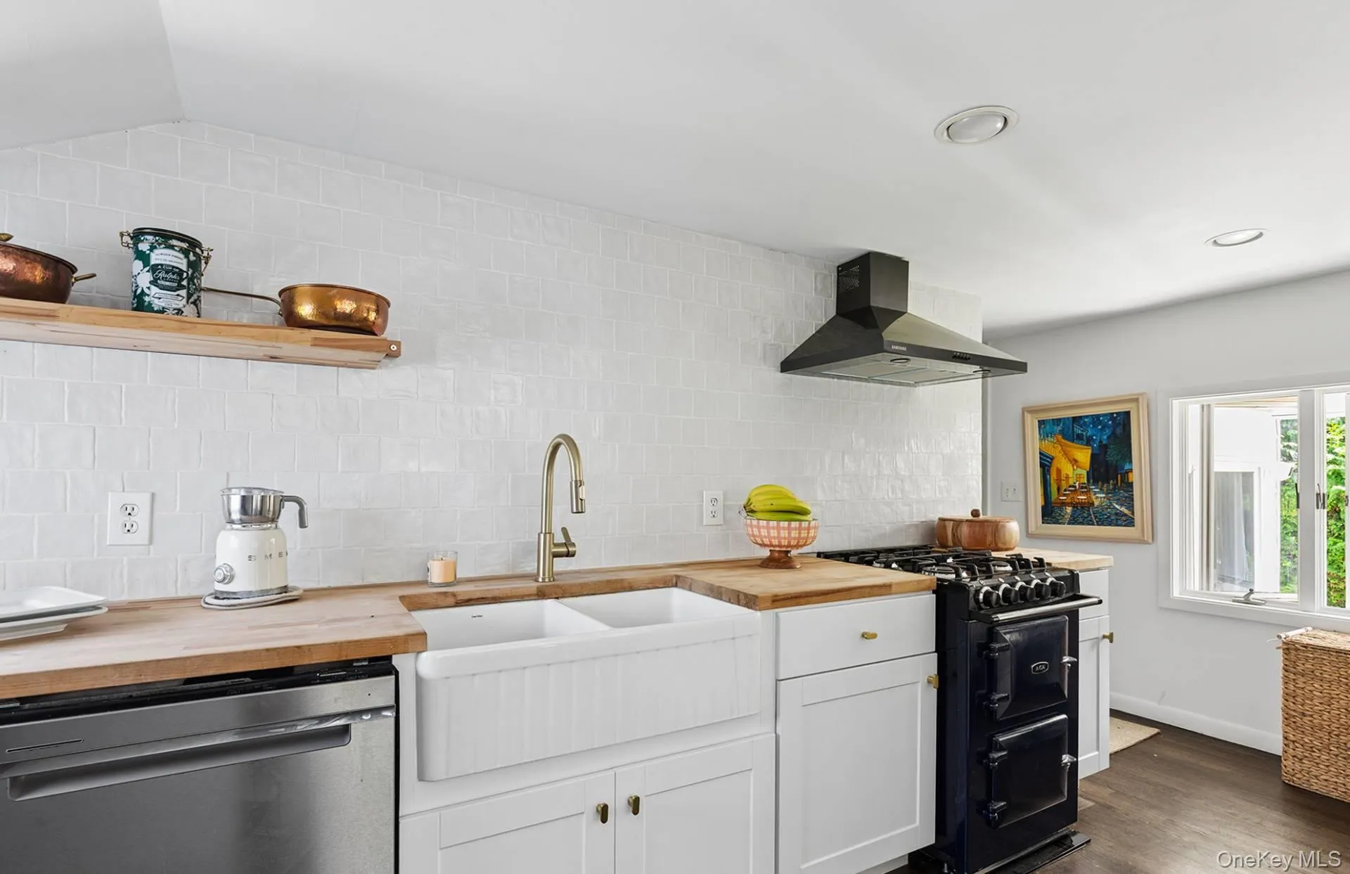 15 Indian Hill Road, East Hampton, NY, 2 Bedrooms Bedrooms, 4 Rooms Rooms,2 BathroomsBathrooms,Residential,For Rent,Indian Hill,0,1014518 15 Indian Hill Road, East Hampton, NY, 2 Bedrooms Bedrooms, 4 Rooms Rooms,2 BathroomsBathrooms,Residential,For Rent,Indian Hill,0,1014518