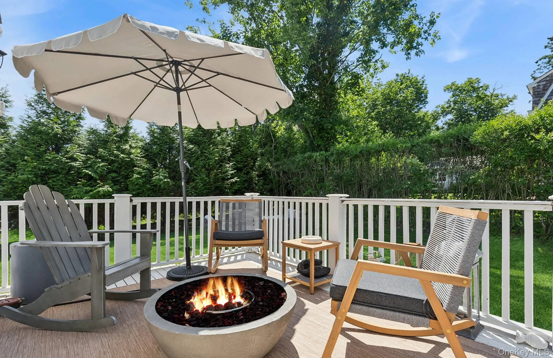 15 Indian Hill Road, East Hampton, NY, 2 Bedrooms Bedrooms, 4 Rooms Rooms,2 BathroomsBathrooms,Residential,For Rent,Indian Hill,0,1014518 15 Indian Hill Road, East Hampton, NY, 2 Bedrooms Bedrooms, 4 Rooms Rooms,2 BathroomsBathrooms,Residential,For Rent,Indian Hill,0,1014518
