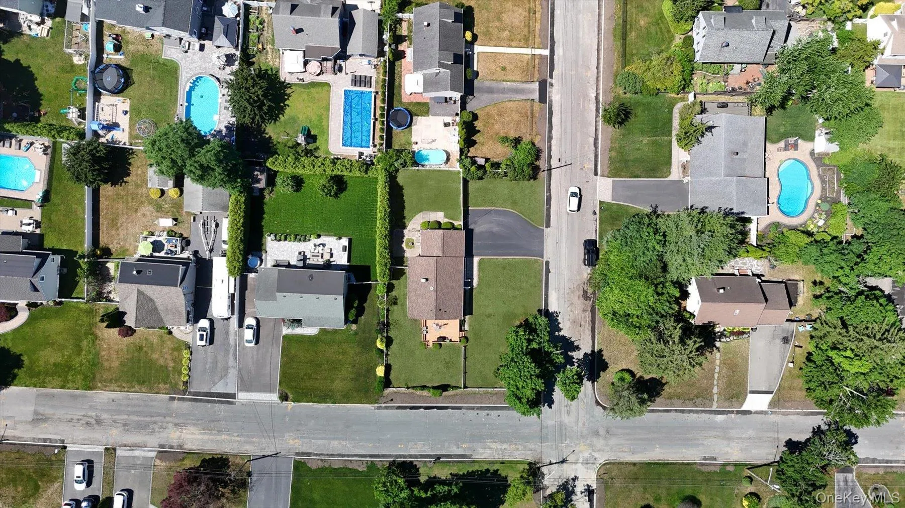 154 8th Avenue, Smithtown, NY, 3 Bedrooms Bedrooms, 8 Rooms Rooms,2 BathroomsBathrooms,Residential,For Rent,8th,0,1014522 154 8th Avenue, Smithtown, NY, 3 Bedrooms Bedrooms, 8 Rooms Rooms,2 BathroomsBathrooms,Residential,For Rent,8th,0,1014522