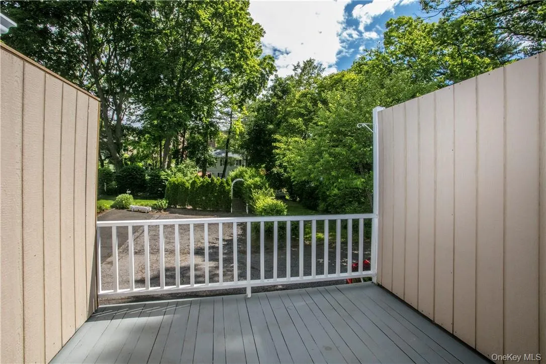 8 Elkan Road, Mamaroneck, NY, 2 Bedrooms Bedrooms, 6 Rooms Rooms,1 BathroomBathrooms,Residential Lease,For Rent,Elkan,0,1014525 8 Elkan Road, Mamaroneck, NY, 2 Bedrooms Bedrooms, 6 Rooms Rooms,1 BathroomBathrooms,Residential Lease,For Rent,Elkan,0,1014525