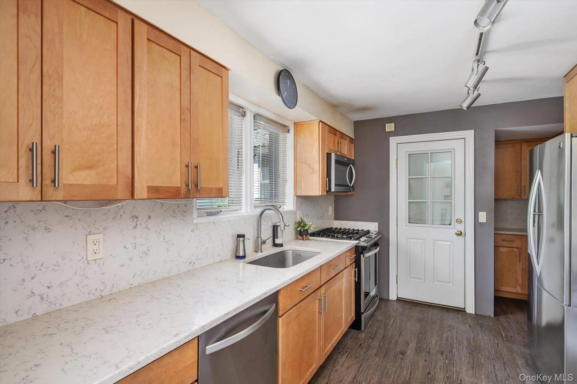1542 Grand Avenue, Hempstead, NY, 4 Bedrooms Bedrooms, 8 Rooms Rooms,2 BathroomsBathrooms,Residential,For Rent,Grand,0,1014528 1542 Grand Avenue, Hempstead, NY, 4 Bedrooms Bedrooms, 8 Rooms Rooms,2 BathroomsBathrooms,Residential,For Rent,Grand,0,1014528