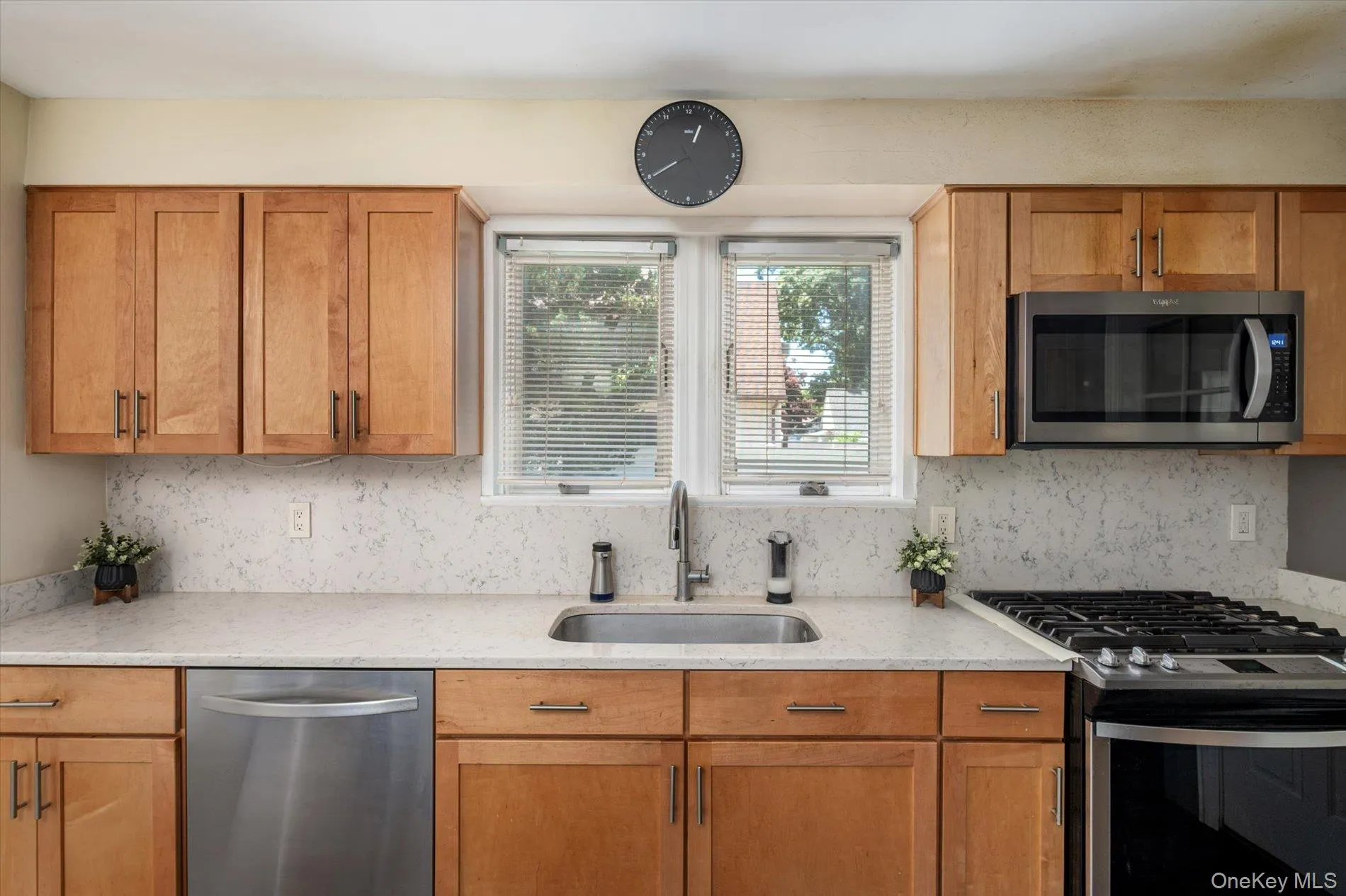 1542 Grand Avenue, Hempstead, NY, 4 Bedrooms Bedrooms, 8 Rooms Rooms,2 BathroomsBathrooms,Residential,For Rent,Grand,0,1014528 1542 Grand Avenue, Hempstead, NY, 4 Bedrooms Bedrooms, 8 Rooms Rooms,2 BathroomsBathrooms,Residential,For Rent,Grand,0,1014528