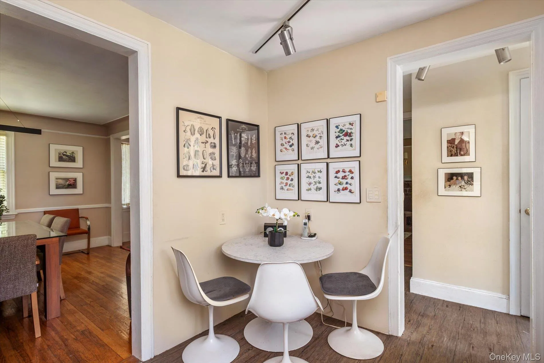 1542 Grand Avenue, Hempstead, NY, 4 Bedrooms Bedrooms, 8 Rooms Rooms,2 BathroomsBathrooms,Residential,For Rent,Grand,0,1014528 1542 Grand Avenue, Hempstead, NY, 4 Bedrooms Bedrooms, 8 Rooms Rooms,2 BathroomsBathrooms,Residential,For Rent,Grand,0,1014528