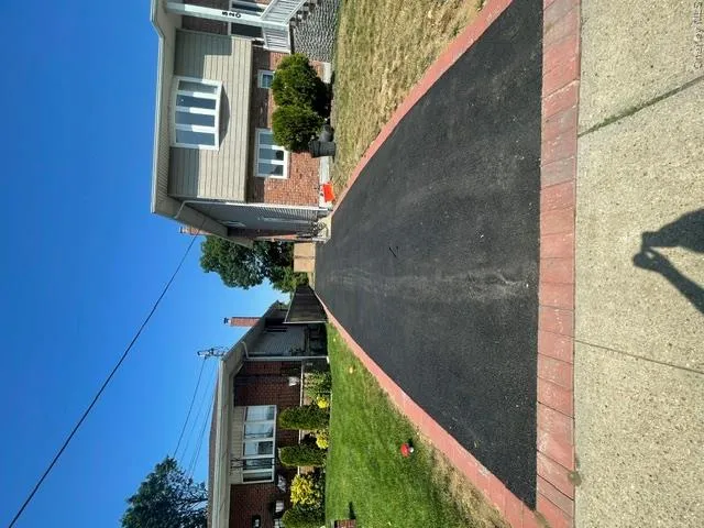 520 Kirkman Avenue, Hempstead, NY, 6 Bedrooms Bedrooms, 12 Rooms Rooms,3 BathroomsBathrooms,Residential,For Rent,Kirkman,0,1014533 520 Kirkman Avenue, Hempstead, NY, 6 Bedrooms Bedrooms, 12 Rooms Rooms,3 BathroomsBathrooms,Residential,For Rent,Kirkman,0,1014533