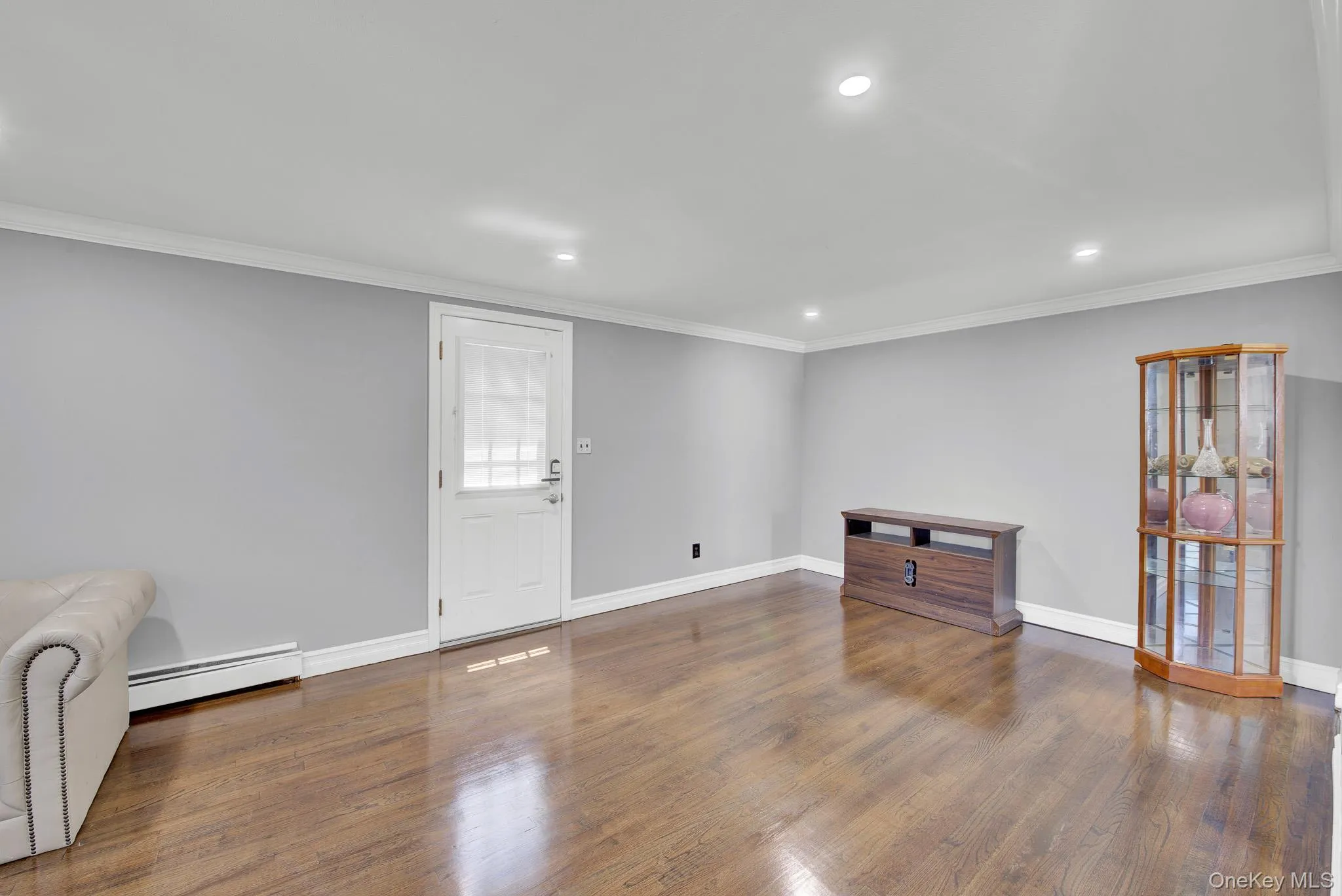 520 Kirkman Avenue, Hempstead, NY, 6 Bedrooms Bedrooms, 12 Rooms Rooms,3 BathroomsBathrooms,Residential,For Rent,Kirkman,0,1014533 520 Kirkman Avenue, Hempstead, NY, 6 Bedrooms Bedrooms, 12 Rooms Rooms,3 BathroomsBathrooms,Residential,For Rent,Kirkman,0,1014533