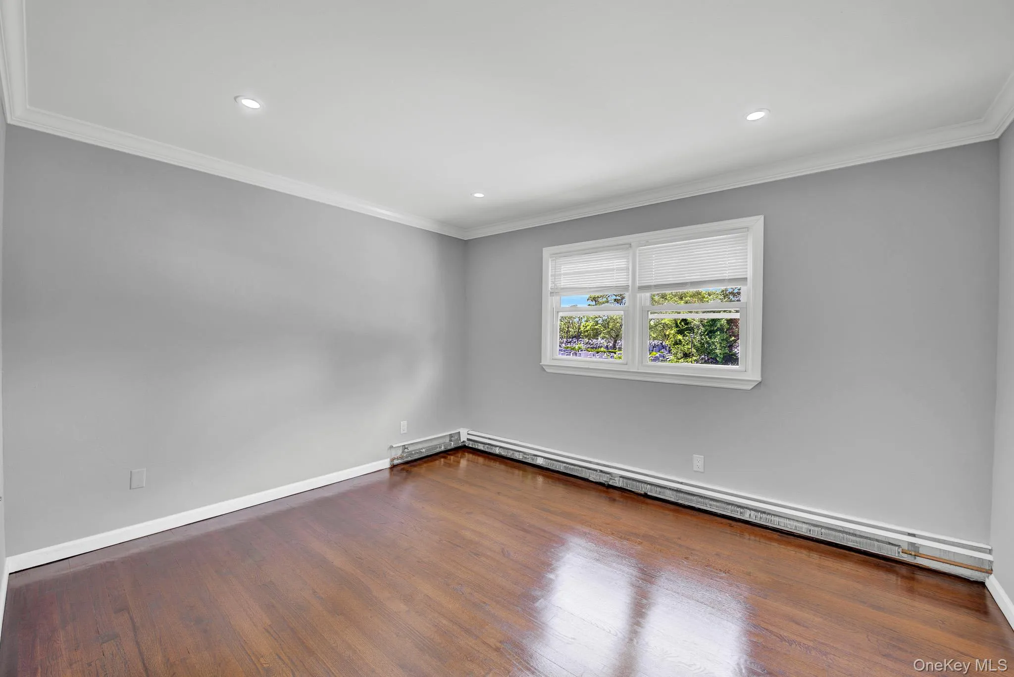 520 Kirkman Avenue, Hempstead, NY, 6 Bedrooms Bedrooms, 12 Rooms Rooms,3 BathroomsBathrooms,Residential,For Rent,Kirkman,0,1014533 520 Kirkman Avenue, Hempstead, NY, 6 Bedrooms Bedrooms, 12 Rooms Rooms,3 BathroomsBathrooms,Residential,For Rent,Kirkman,0,1014533
