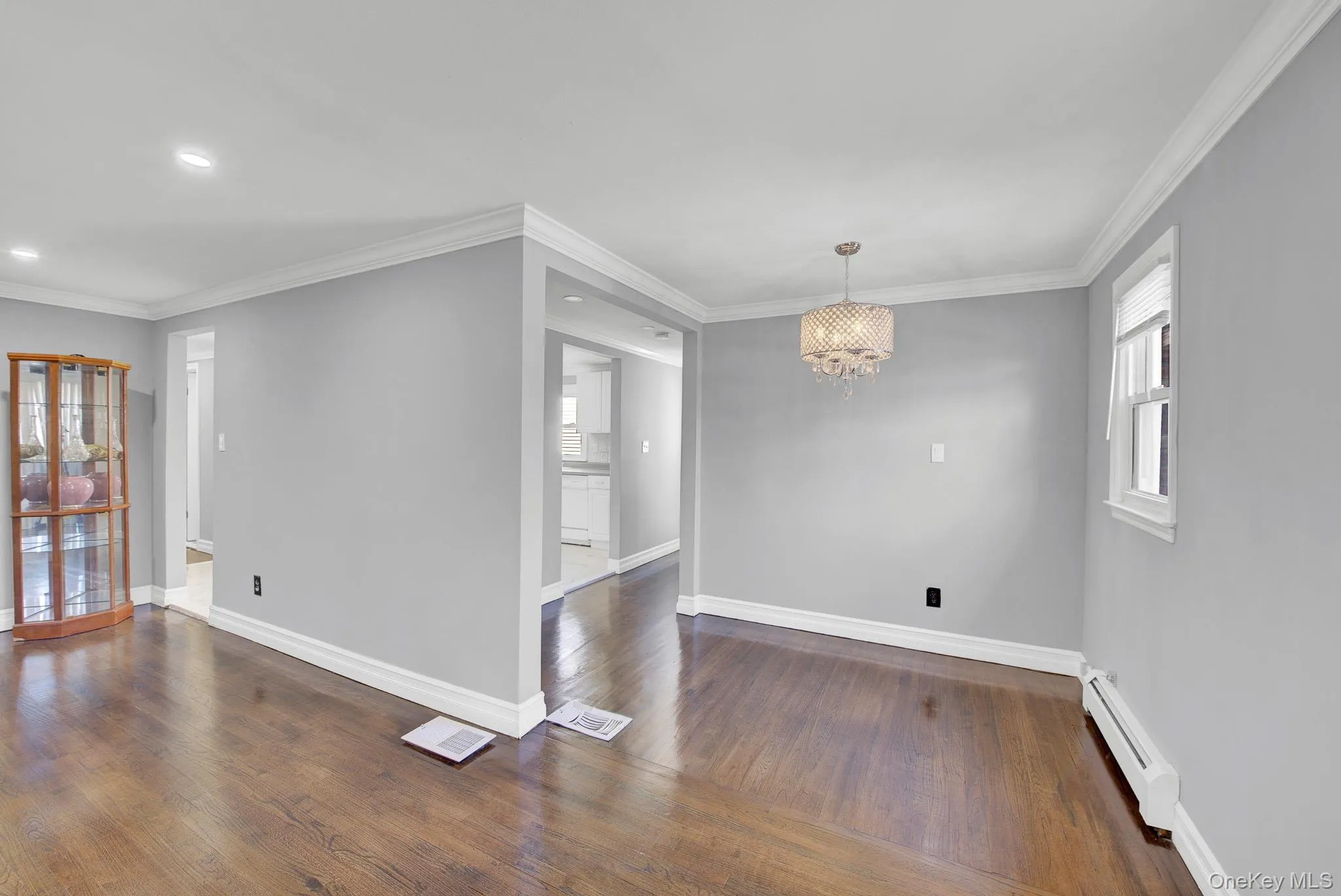 520 Kirkman Avenue, Hempstead, NY, 6 Bedrooms Bedrooms, 12 Rooms Rooms,3 BathroomsBathrooms,Residential,For Rent,Kirkman,0,1014533 520 Kirkman Avenue, Hempstead, NY, 6 Bedrooms Bedrooms, 12 Rooms Rooms,3 BathroomsBathrooms,Residential,For Rent,Kirkman,0,1014533