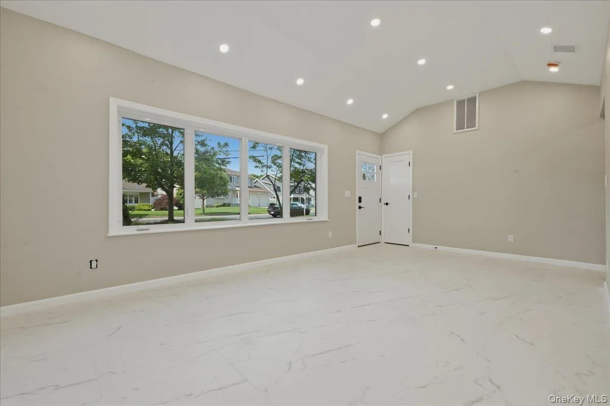 7 Surrey Road, Oyster Bay, NY, 3 Bedrooms Bedrooms, 8 Rooms Rooms,2 BathroomsBathrooms,Residential,For Rent,Surrey,0,1014536 7 Surrey Road, Oyster Bay, NY, 3 Bedrooms Bedrooms, 8 Rooms Rooms,2 BathroomsBathrooms,Residential,For Rent,Surrey,0,1014536
