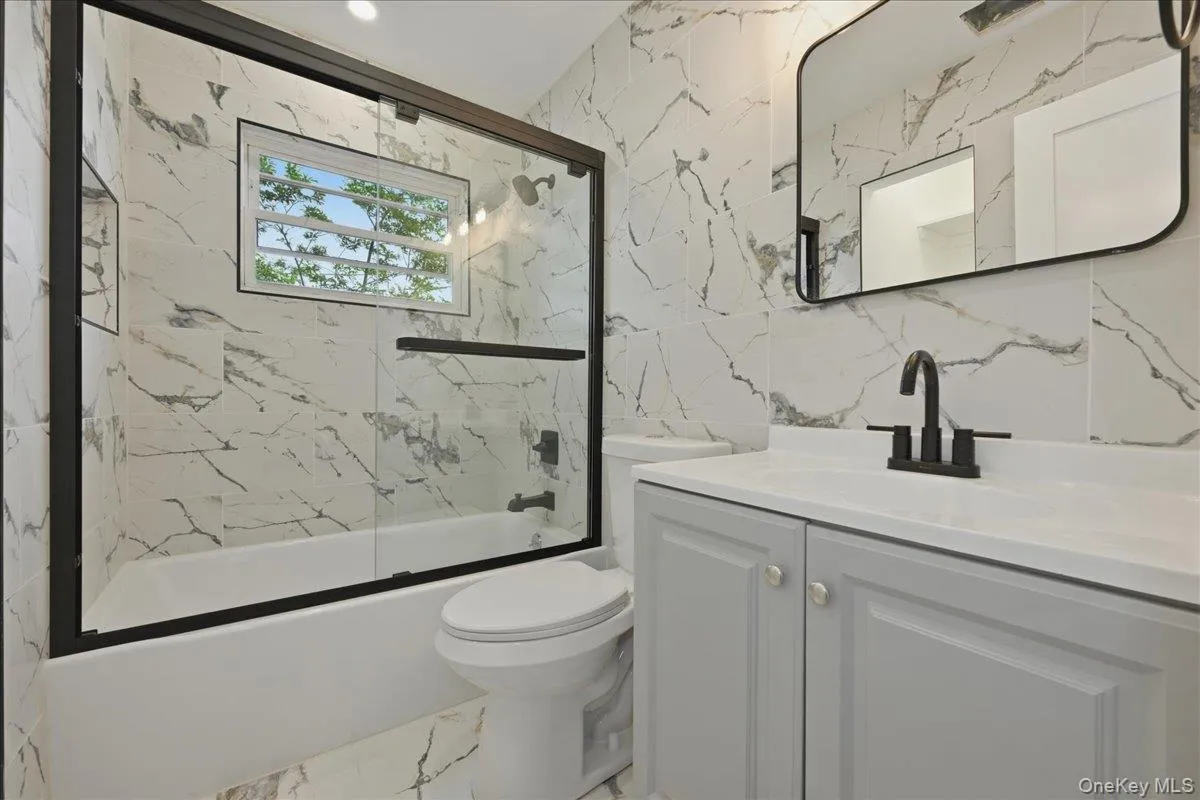 7 Surrey Road, Oyster Bay, NY, 3 Bedrooms Bedrooms, 8 Rooms Rooms,2 BathroomsBathrooms,Residential,For Rent,Surrey,0,1014536 7 Surrey Road, Oyster Bay, NY, 3 Bedrooms Bedrooms, 8 Rooms Rooms,2 BathroomsBathrooms,Residential,For Rent,Surrey,0,1014536