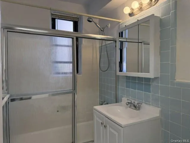 108-49 63rd Avenue, New York, NY, 2 Bedrooms Bedrooms, 4 Rooms Rooms,1 BathroomBathrooms,Residential,For Rent,63rd,0,1014537 108-49 63rd Avenue, New York, NY, 2 Bedrooms Bedrooms, 4 Rooms Rooms,1 BathroomBathrooms,Residential,For Rent,63rd,0,1014537
