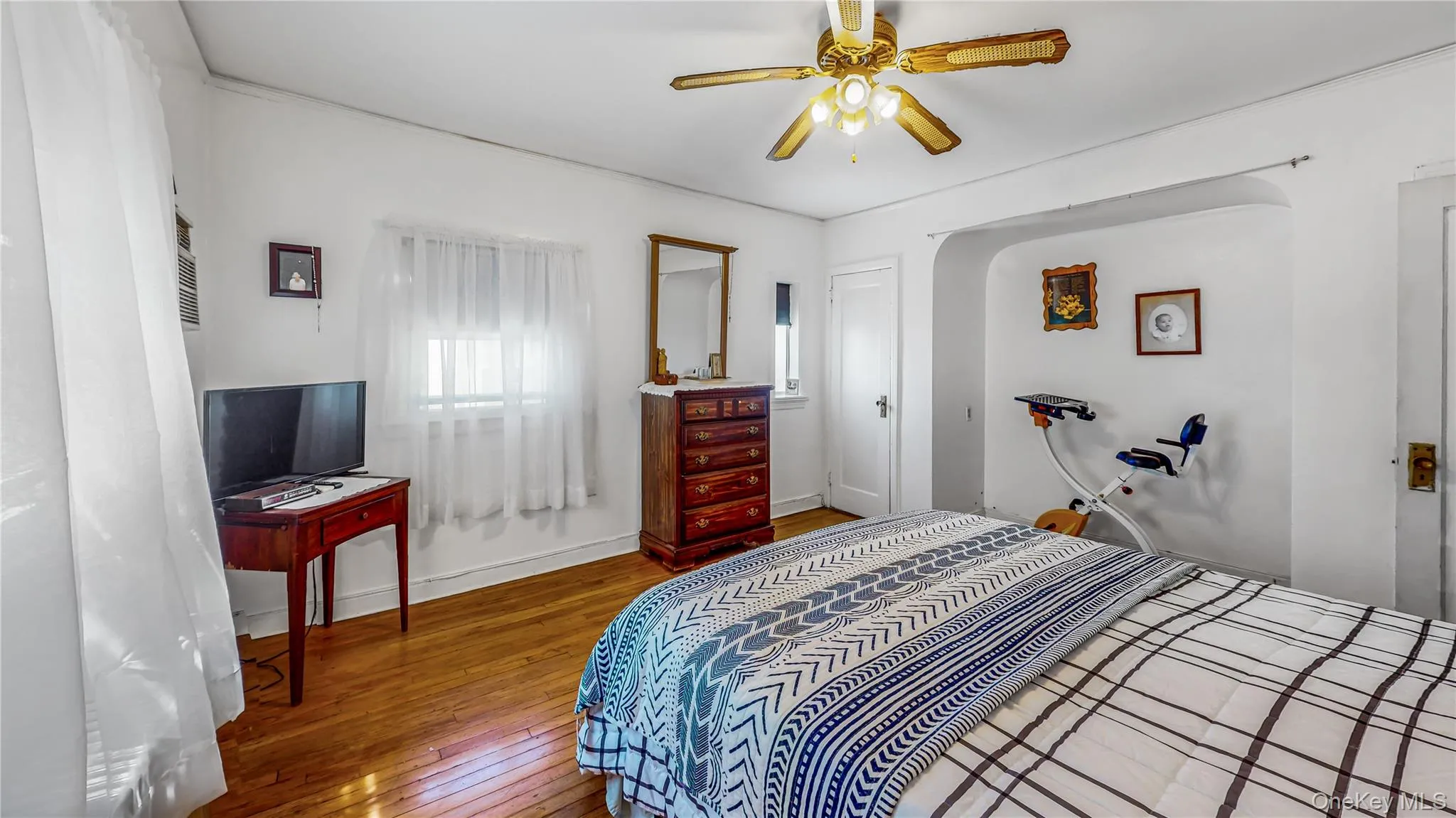 83-43 252nd Street, New York, NY, 3 Bedrooms Bedrooms, 6 Rooms Rooms,2 BathroomsBathrooms,Residential,For Rent,252nd,0,1014547 83-43 252nd Street, New York, NY, 3 Bedrooms Bedrooms, 6 Rooms Rooms,2 BathroomsBathrooms,Residential,For Rent,252nd,0,1014547
