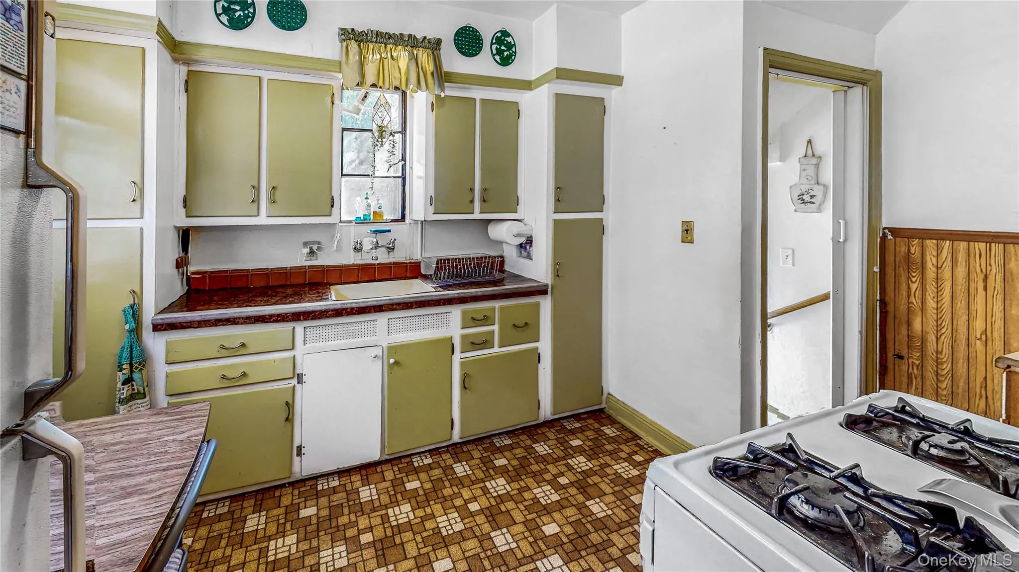83-43 252nd Street, New York, NY, 3 Bedrooms Bedrooms, 6 Rooms Rooms,2 BathroomsBathrooms,Residential,For Rent,252nd,0,1014547 83-43 252nd Street, New York, NY, 3 Bedrooms Bedrooms, 6 Rooms Rooms,2 BathroomsBathrooms,Residential,For Rent,252nd,0,1014547