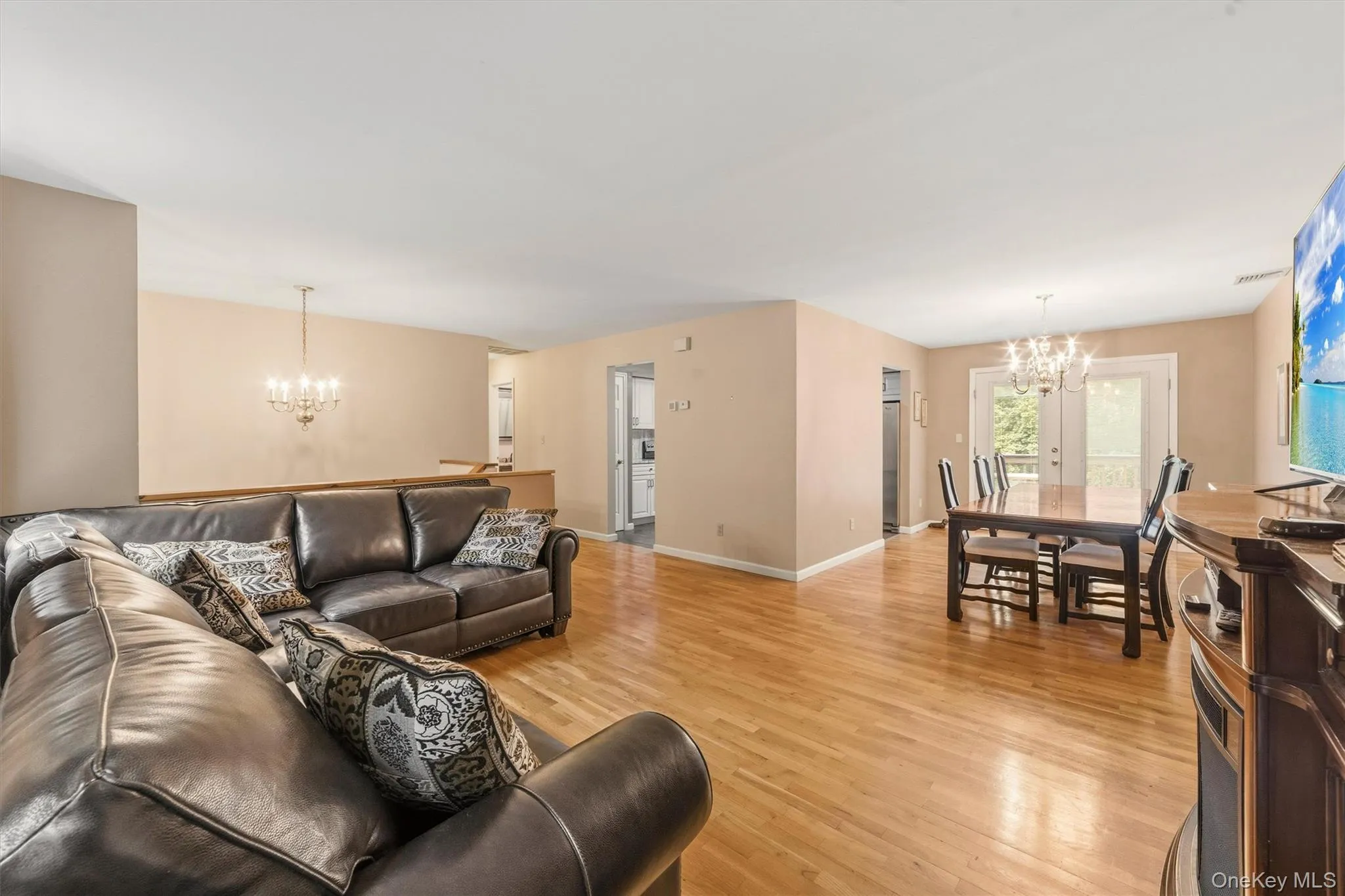 1 Sunset Drive, Somers, NY, 2 Bedrooms Bedrooms, 7 Rooms Rooms,2 BathroomsBathrooms,Residential,For Rent,Sunset,0,KEY1014553 1 Sunset Drive, Somers, NY, 2 Bedrooms Bedrooms, 7 Rooms Rooms,2 BathroomsBathrooms,Residential,For Rent,Sunset,0,KEY1014553