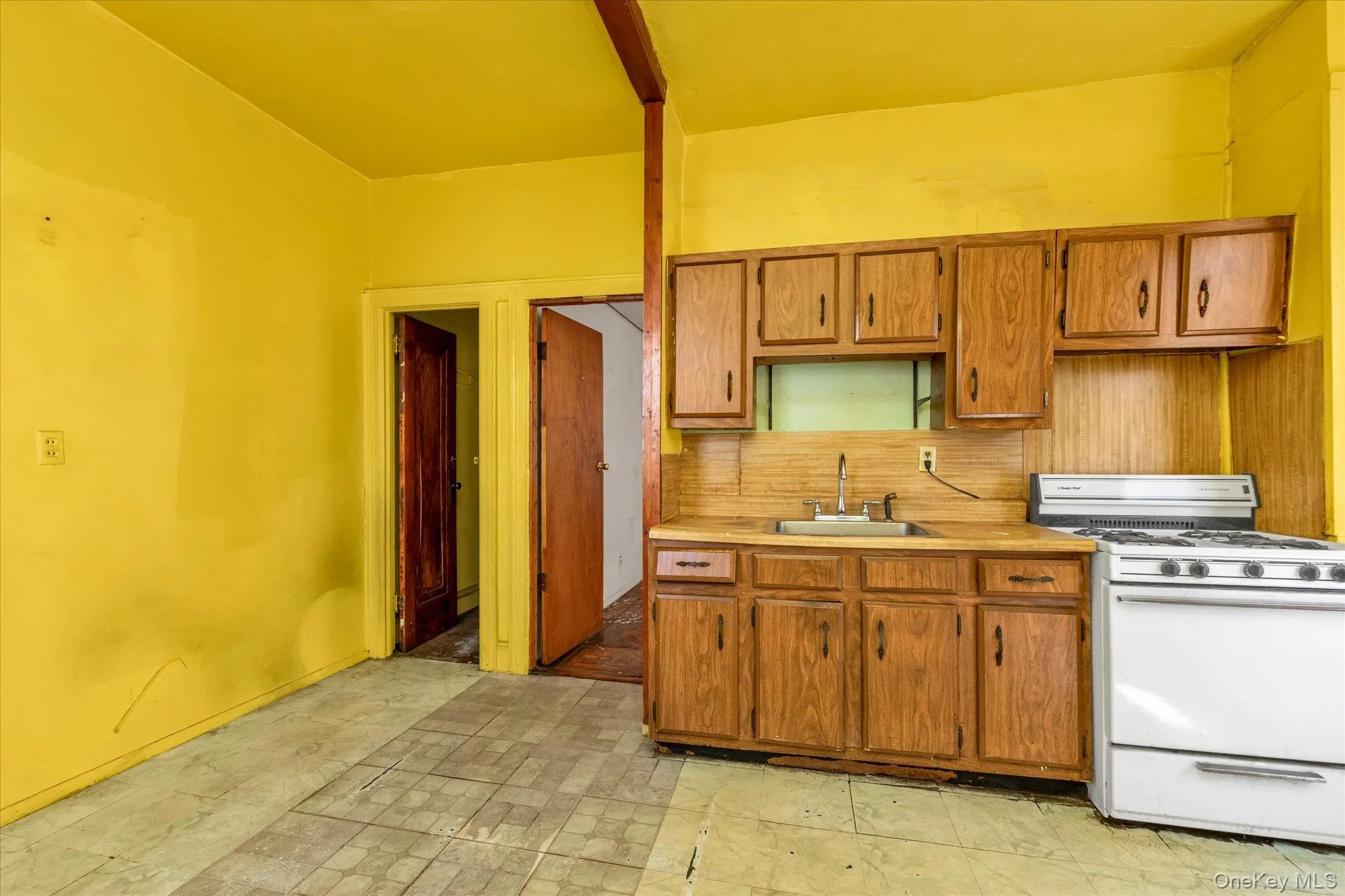 11232 196th Street, New York, NY, 3 Bedrooms Bedrooms, 7 Rooms Rooms,2 BathroomsBathrooms,Residential,For Rent,196th,0,1014557 11232 196th Street, New York, NY, 3 Bedrooms Bedrooms, 7 Rooms Rooms,2 BathroomsBathrooms,Residential,For Rent,196th,0,1014557
