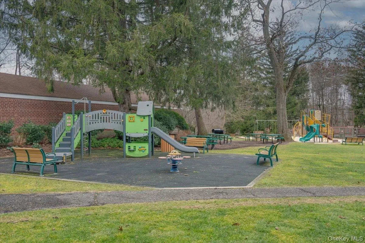 13 Bryant Crescent, White Plains, NY, 2 Bedrooms Bedrooms, 5 Rooms Rooms,1 BathroomBathrooms,Residential,For Rent,Bryant,0,1014559 13 Bryant Crescent, White Plains, NY, 2 Bedrooms Bedrooms, 5 Rooms Rooms,1 BathroomBathrooms,Residential,For Rent,Bryant,0,1014559