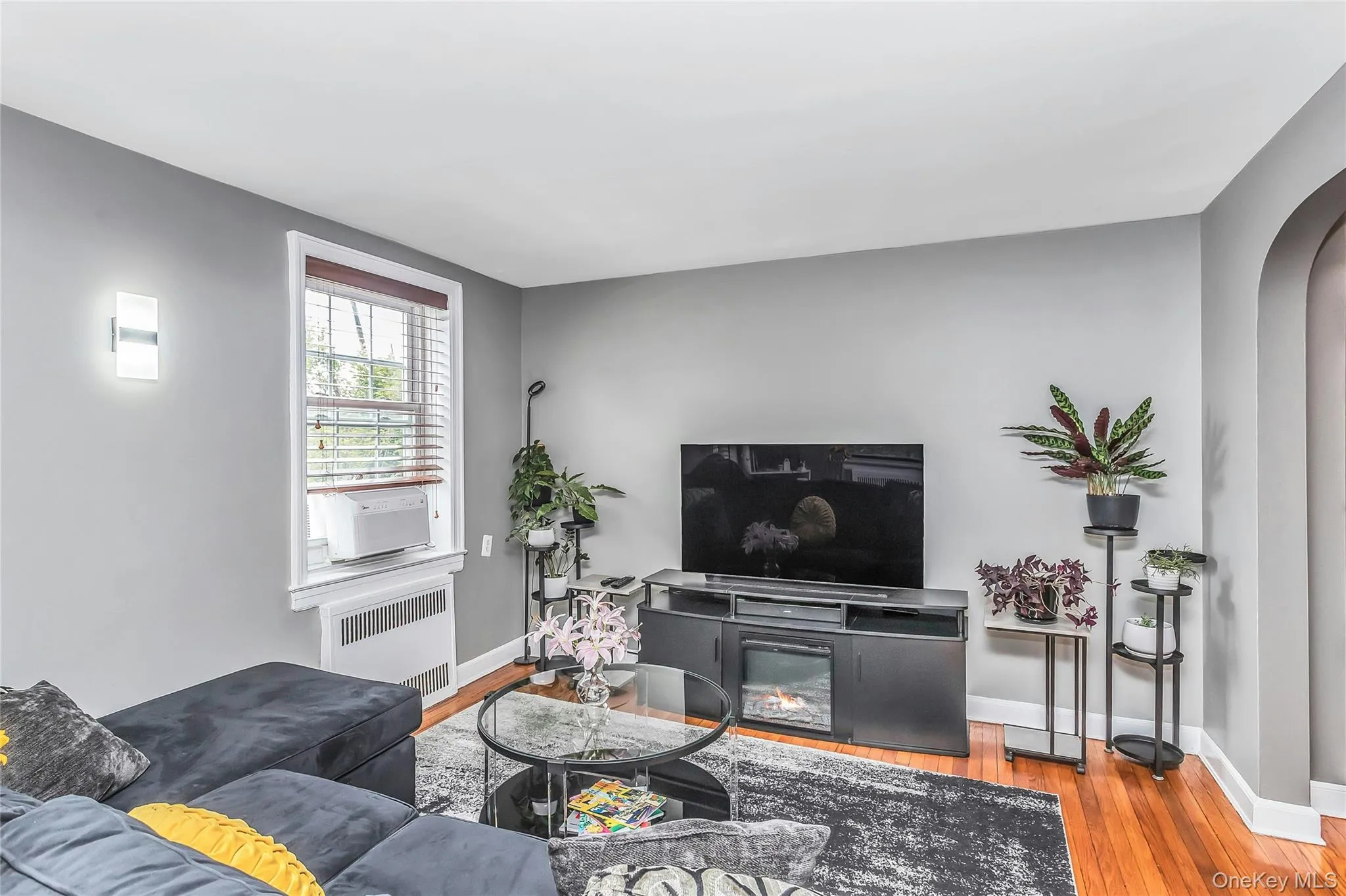 8 Welwyn Road, North Hempstead, NY, 1 Bedroom Bedrooms, 4 Rooms Rooms,1 BathroomBathrooms,Residential,For Rent,Welwyn,0,KEY1014567 8 Welwyn Road, North Hempstead, NY, 1 Bedroom Bedrooms, 4 Rooms Rooms,1 BathroomBathrooms,Residential,For Rent,Welwyn,0,KEY1014567