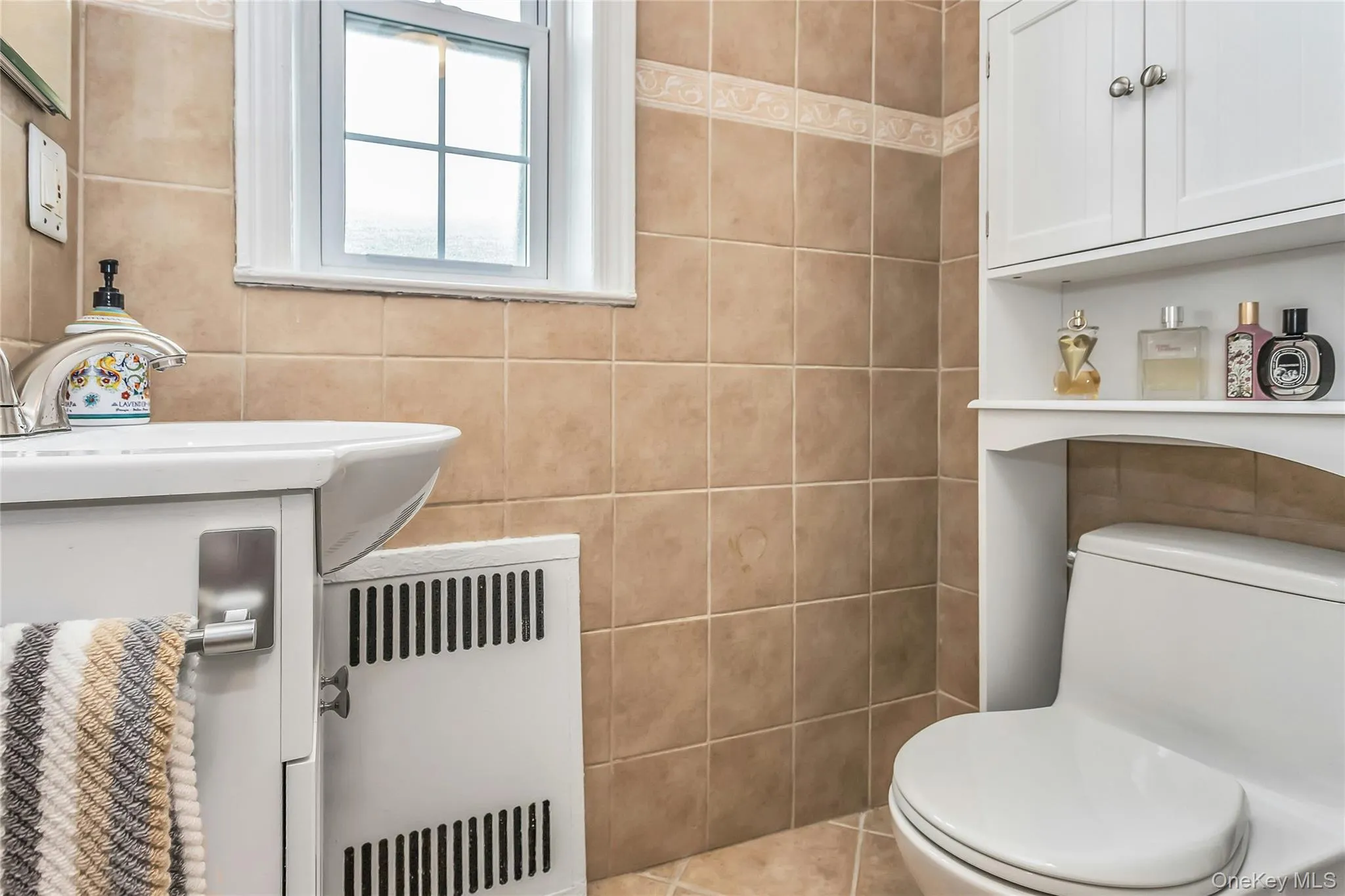 8 Welwyn Road, North Hempstead, NY, 1 Bedroom Bedrooms, 4 Rooms Rooms,1 BathroomBathrooms,Residential,For Rent,Welwyn,0,KEY1014567 8 Welwyn Road, North Hempstead, NY, 1 Bedroom Bedrooms, 4 Rooms Rooms,1 BathroomBathrooms,Residential,For Rent,Welwyn,0,KEY1014567