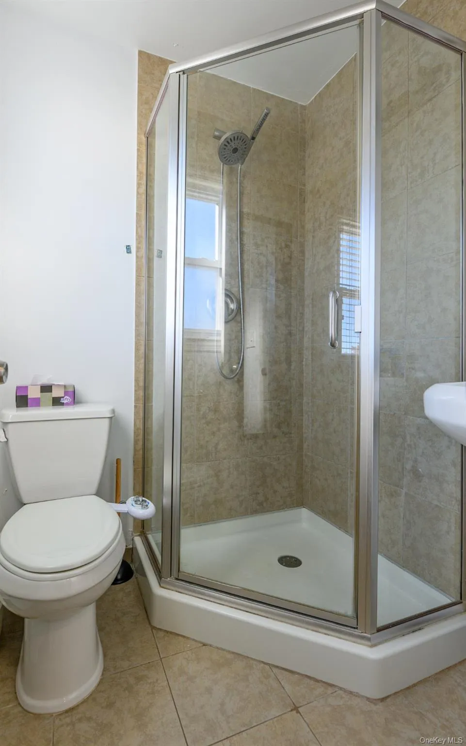 27 Gleason Drive, Haverstraw, NY, 4 Bedrooms Bedrooms, 9 Rooms Rooms,2 BathroomsBathrooms,Residential,For Rent,Gleason,0,1014570 27 Gleason Drive, Haverstraw, NY, 4 Bedrooms Bedrooms, 9 Rooms Rooms,2 BathroomsBathrooms,Residential,For Rent,Gleason,0,1014570