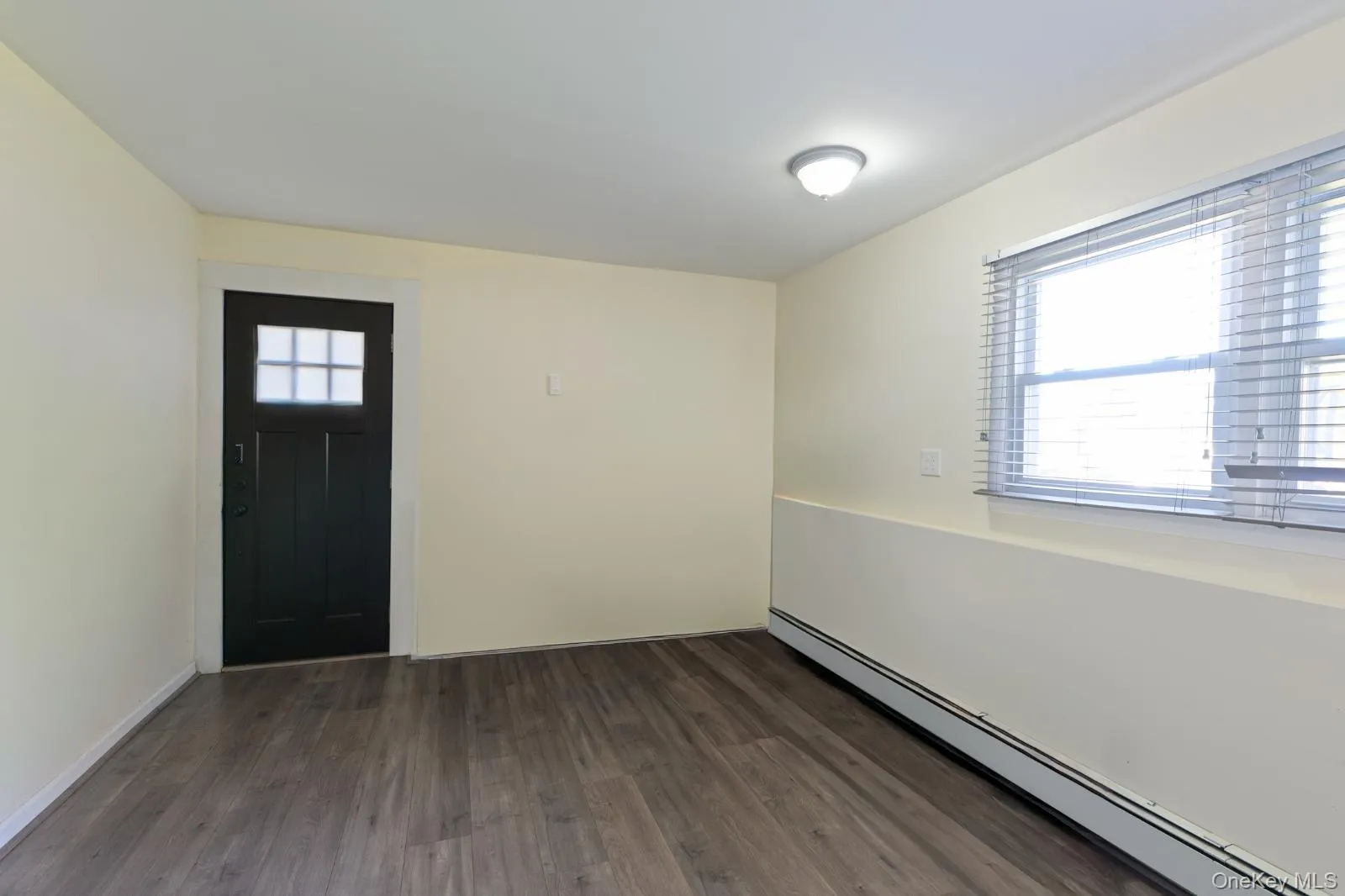 27 Gleason Drive, Haverstraw, NY, 4 Bedrooms Bedrooms, 9 Rooms Rooms,2 BathroomsBathrooms,Residential,For Rent,Gleason,0,1014570 27 Gleason Drive, Haverstraw, NY, 4 Bedrooms Bedrooms, 9 Rooms Rooms,2 BathroomsBathrooms,Residential,For Rent,Gleason,0,1014570