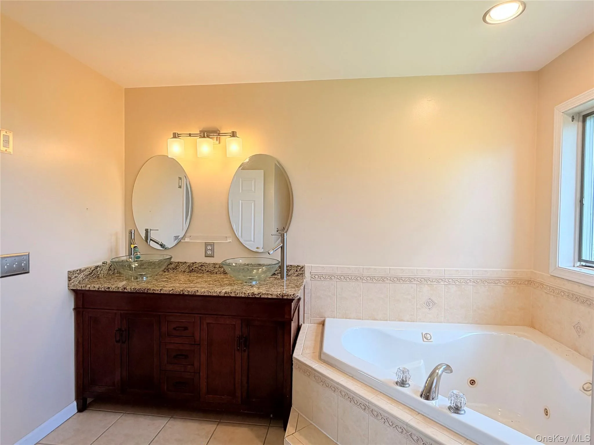 512 County Route 49, Middletown, NY, 4 Bedrooms Bedrooms, 11 Rooms Rooms,2 BathroomsBathrooms,Residential,For Rent,County Route 49,0,1014571 512 County Route 49, Middletown, NY, 4 Bedrooms Bedrooms, 11 Rooms Rooms,2 BathroomsBathrooms,Residential,For Rent,County Route 49,0,1014571