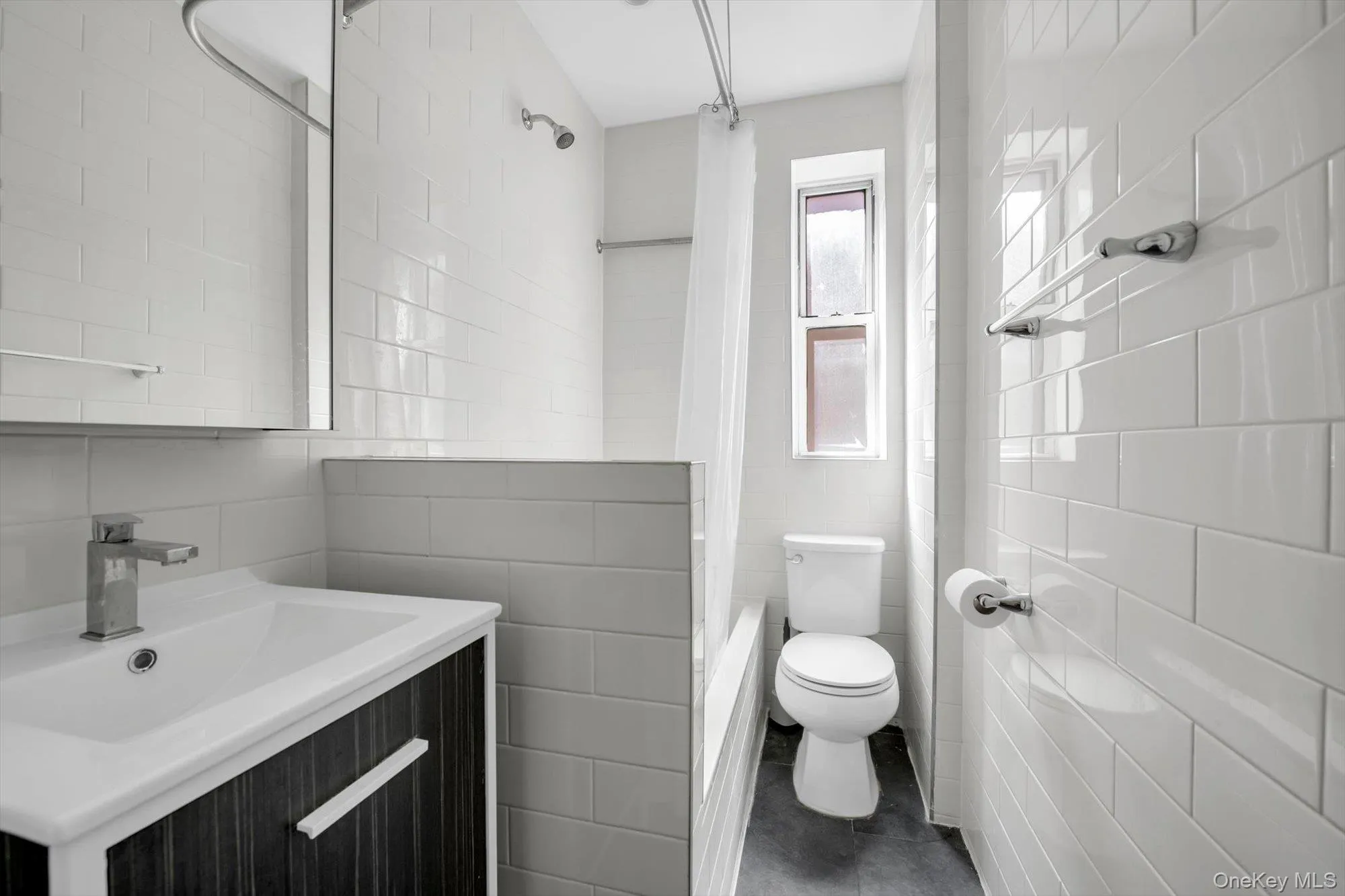 42-22 Ketcham Street, New York, NY, 1 Bedroom Bedrooms, 2 Rooms Rooms,1 BathroomBathrooms,Residential,For Rent,Ketcham,0,1014573 42-22 Ketcham Street, New York, NY, 1 Bedroom Bedrooms, 2 Rooms Rooms,1 BathroomBathrooms,Residential,For Rent,Ketcham,0,1014573