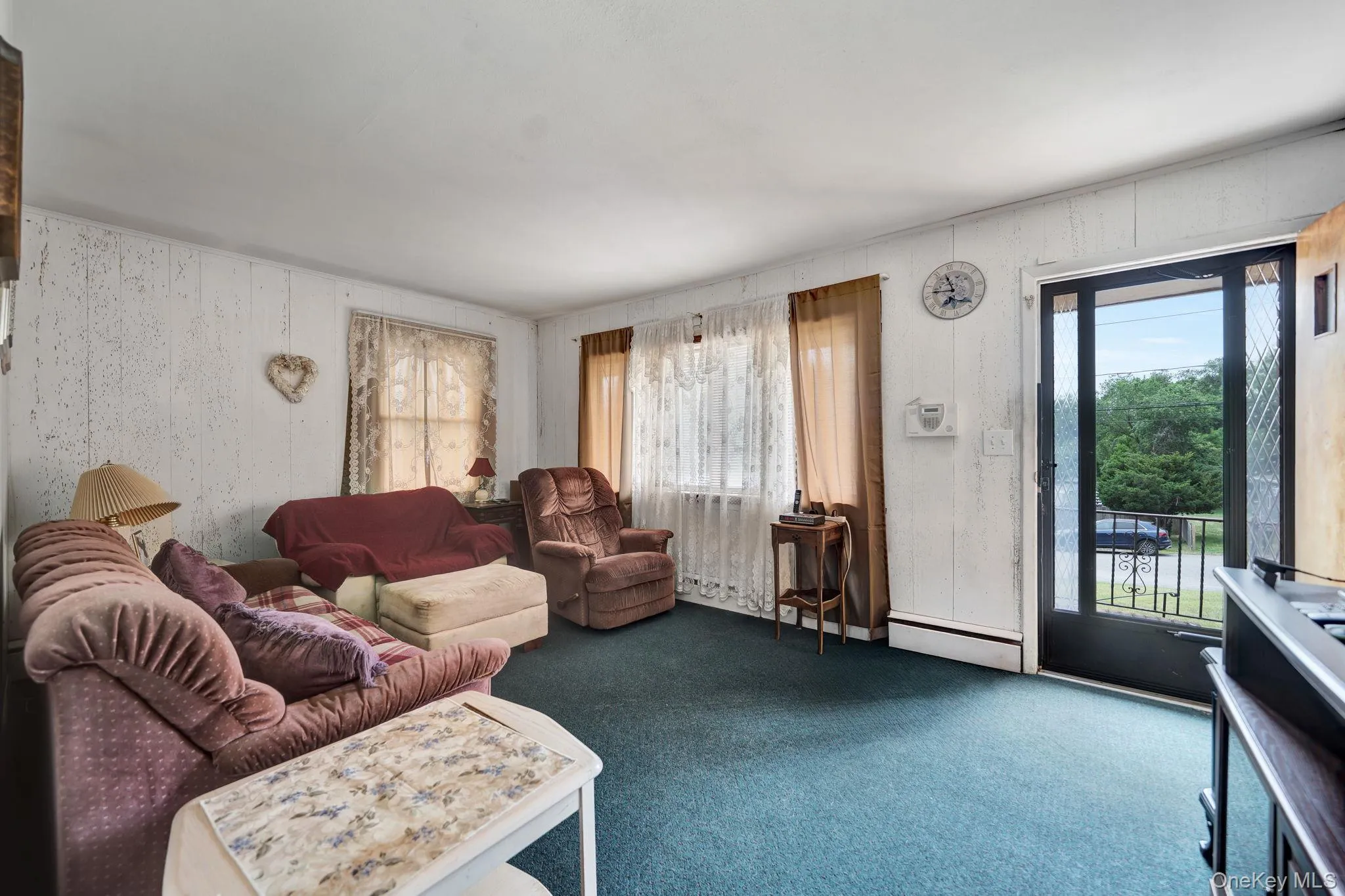 35 Wyandotte Street, Brookhaven, NY, 3 Bedrooms Bedrooms, 6 Rooms Rooms,1 BathroomBathrooms,Residential,For Rent,Wyandotte,0,1014578 35 Wyandotte Street, Brookhaven, NY, 3 Bedrooms Bedrooms, 6 Rooms Rooms,1 BathroomBathrooms,Residential,For Rent,Wyandotte,0,1014578