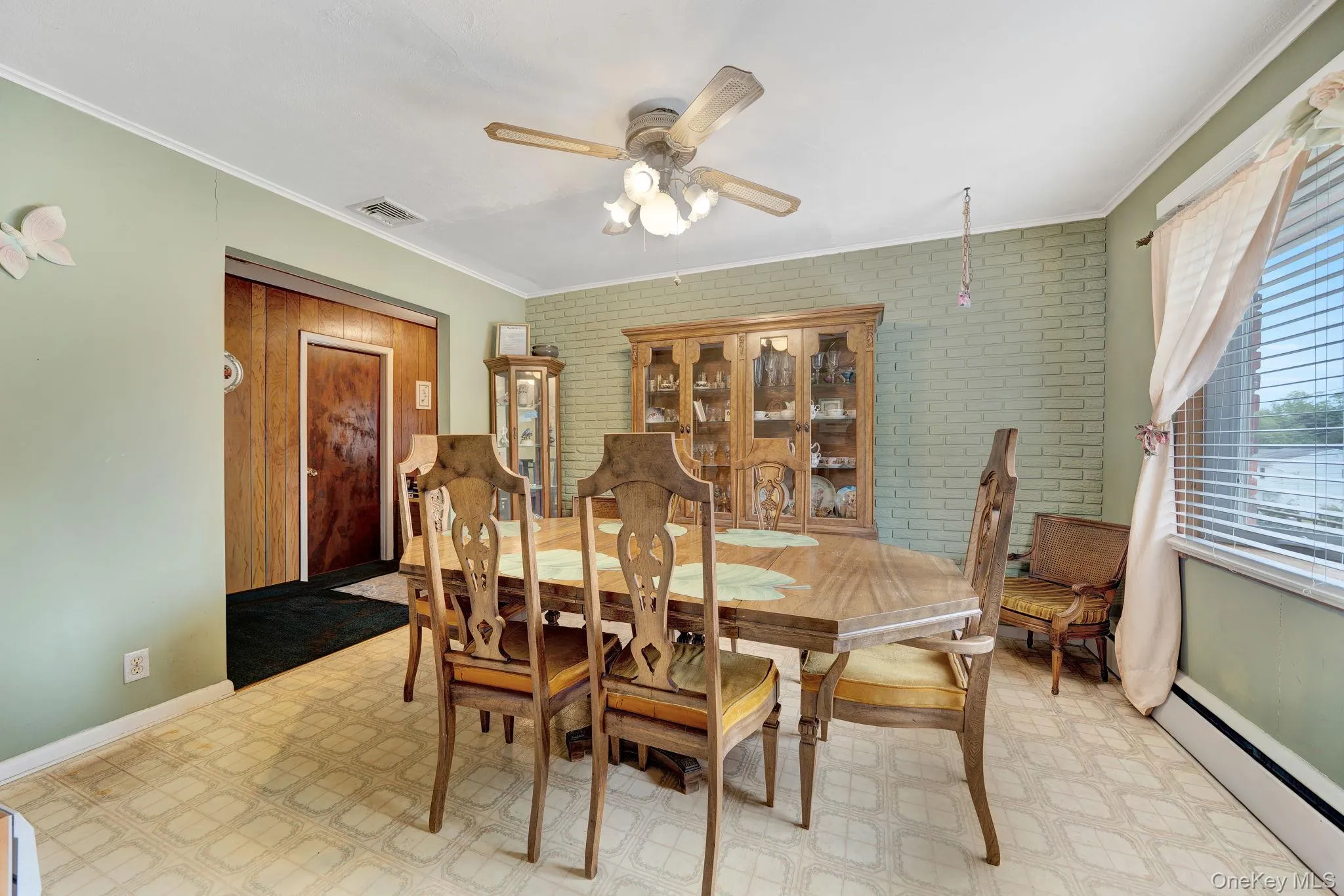 35 Wyandotte Street, Brookhaven, NY, 3 Bedrooms Bedrooms, 6 Rooms Rooms,1 BathroomBathrooms,Residential,For Rent,Wyandotte,0,1014578 35 Wyandotte Street, Brookhaven, NY, 3 Bedrooms Bedrooms, 6 Rooms Rooms,1 BathroomBathrooms,Residential,For Rent,Wyandotte,0,1014578