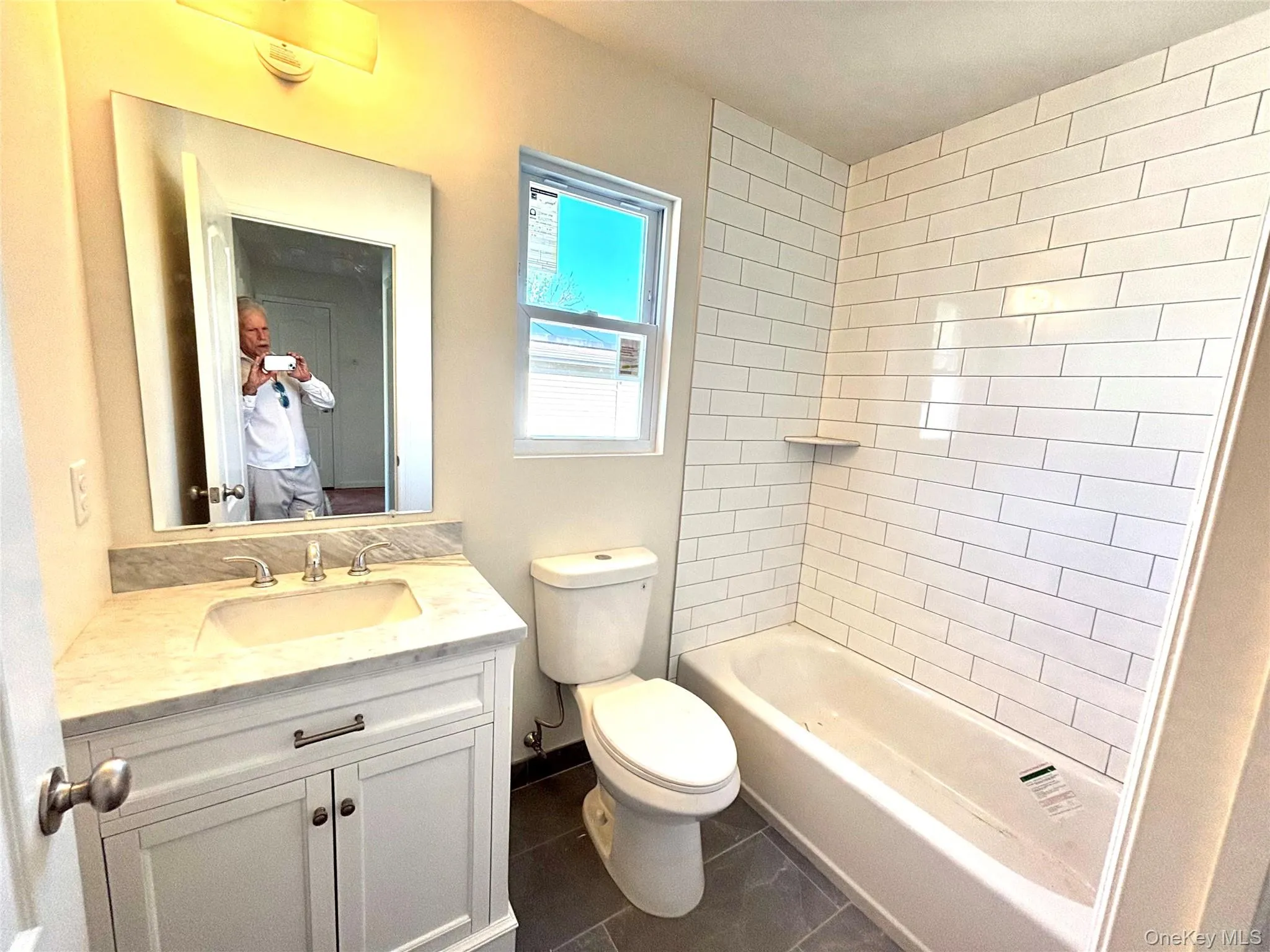 Bathroom Bathroom