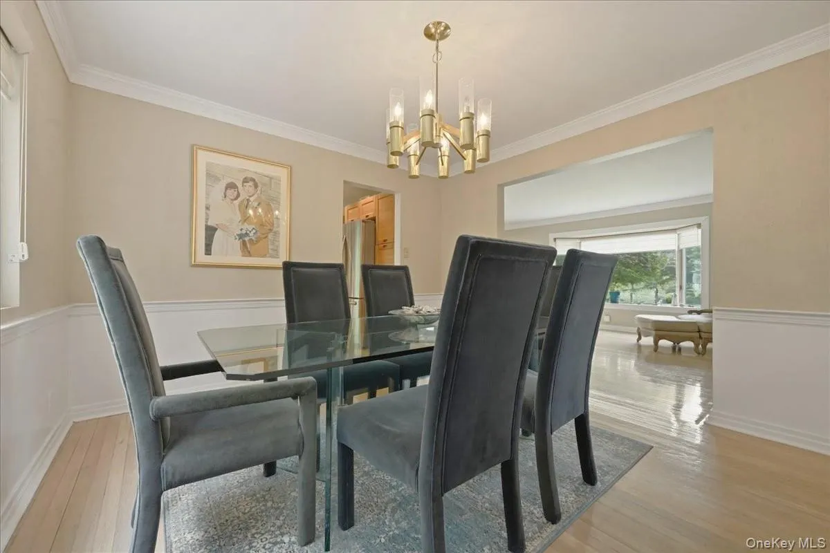 2 Crabtree Lane, North Hempstead, NY, 4 Bedrooms Bedrooms, 8 Rooms Rooms,2 BathroomsBathrooms,Residential,For Rent,Crabtree,0,KEY1014585 2 Crabtree Lane, North Hempstead, NY, 4 Bedrooms Bedrooms, 8 Rooms Rooms,2 BathroomsBathrooms,Residential,For Rent,Crabtree,0,KEY1014585