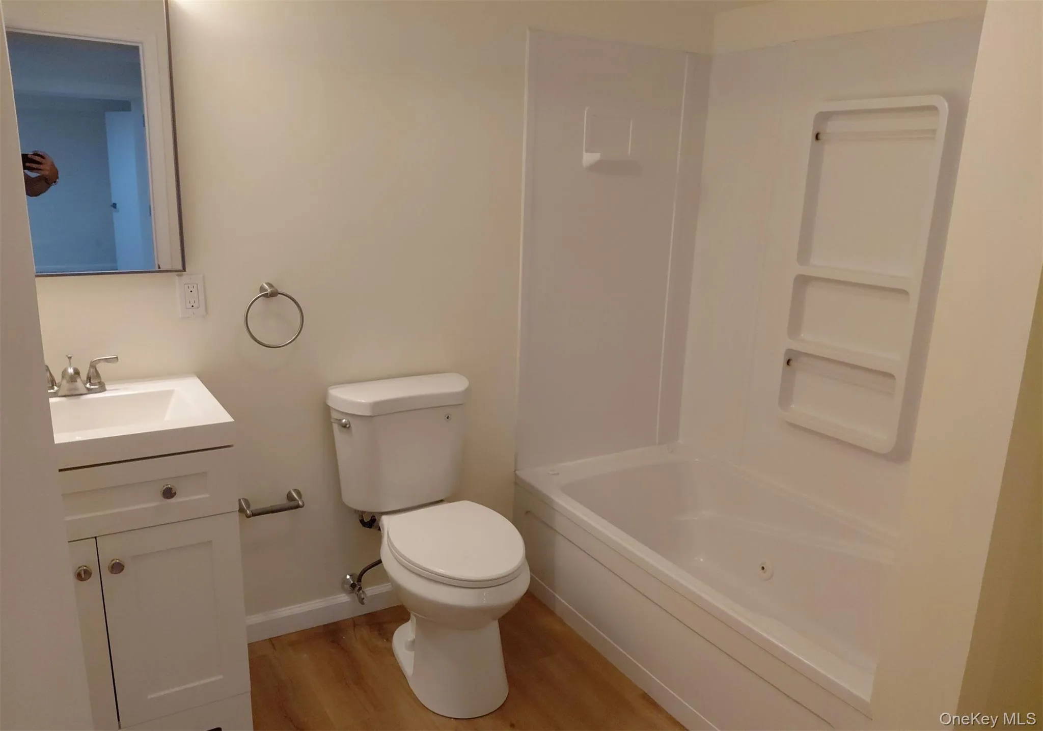 6 Clara Court, Cortlandt, NY, 2 Bedrooms Bedrooms, 5 Rooms Rooms,3 BathroomsBathrooms,Residential,For Rent,Clara,0,1014600 6 Clara Court, Cortlandt, NY, 2 Bedrooms Bedrooms, 5 Rooms Rooms,3 BathroomsBathrooms,Residential,For Rent,Clara,0,1014600