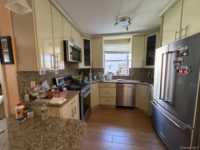 102-21 63rd Road, New York, NY, 2 Bedrooms Bedrooms, 5 Rooms Rooms,1 BathroomBathrooms,Residential,For Rent,63rd,0,1014603 102-21 63rd Road, New York, NY, 2 Bedrooms Bedrooms, 5 Rooms Rooms,1 BathroomBathrooms,Residential,For Rent,63rd,0,1014603