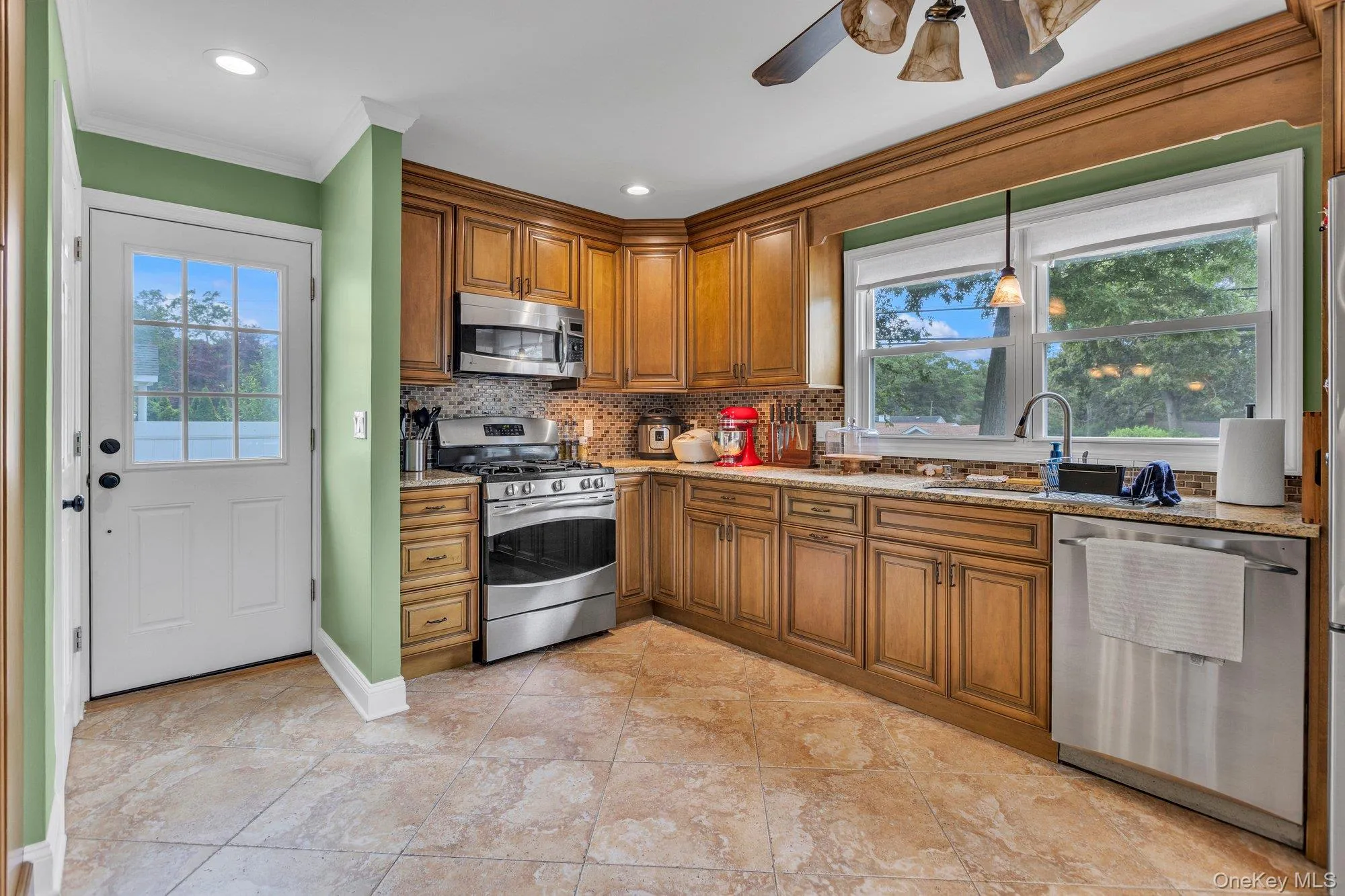 19 Laurelton Avenue, Brookhaven, NY, 3 Bedrooms Bedrooms, 7 Rooms Rooms,2 BathroomsBathrooms,Residential,For Rent,Laurelton,0,KEY1014606 19 Laurelton Avenue, Brookhaven, NY, 3 Bedrooms Bedrooms, 7 Rooms Rooms,2 BathroomsBathrooms,Residential,For Rent,Laurelton,0,KEY1014606