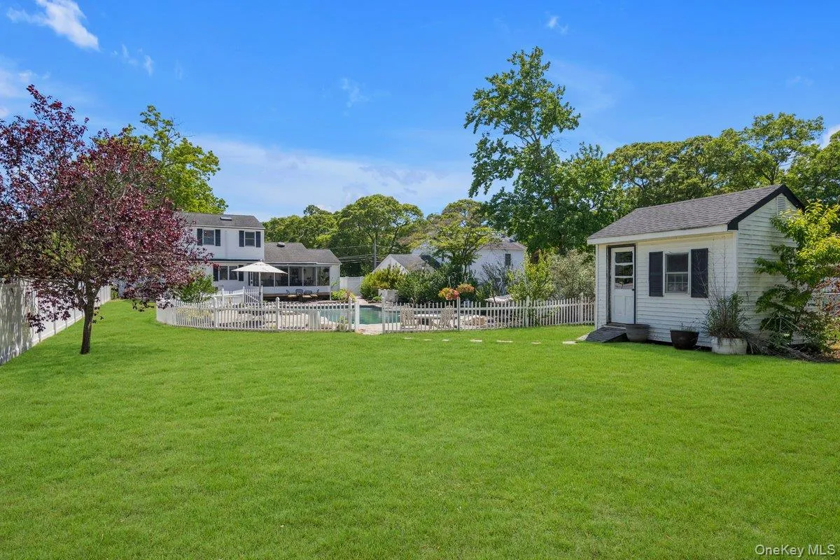 19 Laurelton Ave Avenue, Brookhaven, NY, 3 Bedrooms Bedrooms, 7 Rooms Rooms,2 BathroomsBathrooms,Residential,For Rent,Laurelton Ave,0,1014606 19 Laurelton Ave Avenue, Brookhaven, NY, 3 Bedrooms Bedrooms, 7 Rooms Rooms,2 BathroomsBathrooms,Residential,For Rent,Laurelton Ave,0,1014606