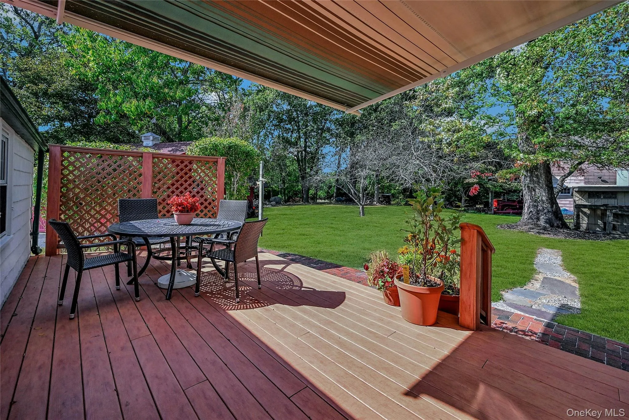 Backdeck with Awning Backdeck with Awning
