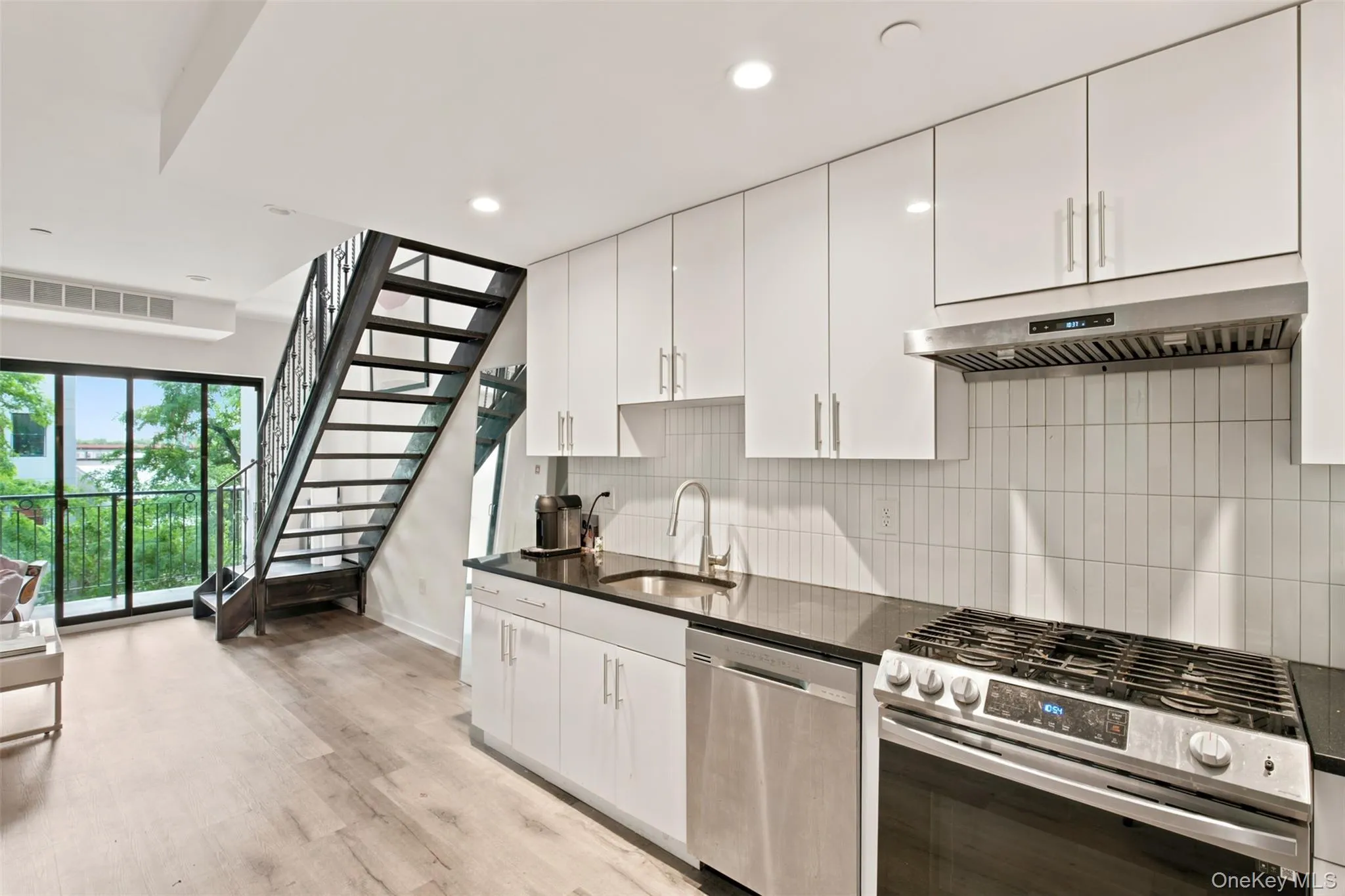 849 Madison Street, New York, NY, 2 Bedrooms Bedrooms, 6 Rooms Rooms,2 BathroomsBathrooms,Residential Lease,For Rent,Madison,0,1014612 849 Madison Street, New York, NY, 2 Bedrooms Bedrooms, 6 Rooms Rooms,2 BathroomsBathrooms,Residential Lease,For Rent,Madison,0,1014612