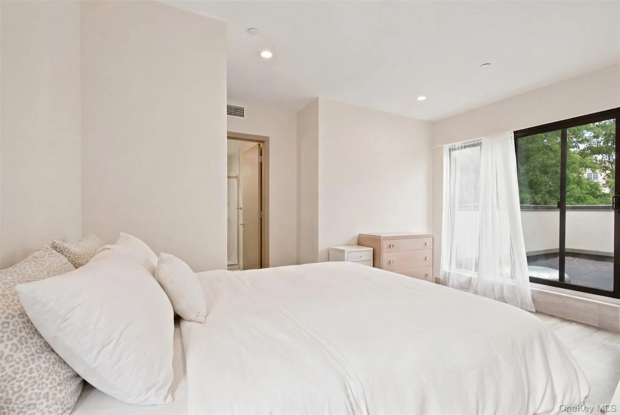 849 Madison Street, New York, NY, 2 Bedrooms Bedrooms, 6 Rooms Rooms,2 BathroomsBathrooms,Residential Lease,For Rent,Madison,0,1014612 849 Madison Street, New York, NY, 2 Bedrooms Bedrooms, 6 Rooms Rooms,2 BathroomsBathrooms,Residential Lease,For Rent,Madison,0,1014612