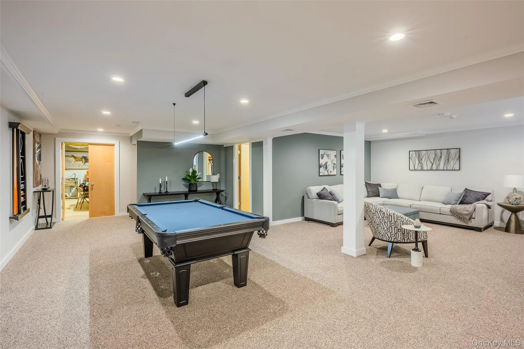 303 Silver Timber Drive, Brookhaven, NY, 3 Bedrooms Bedrooms, 8 Rooms Rooms,2 BathroomsBathrooms,Residential,For Rent,Silver Timber,0,1014618 303 Silver Timber Drive, Brookhaven, NY, 3 Bedrooms Bedrooms, 8 Rooms Rooms,2 BathroomsBathrooms,Residential,For Rent,Silver Timber,0,1014618