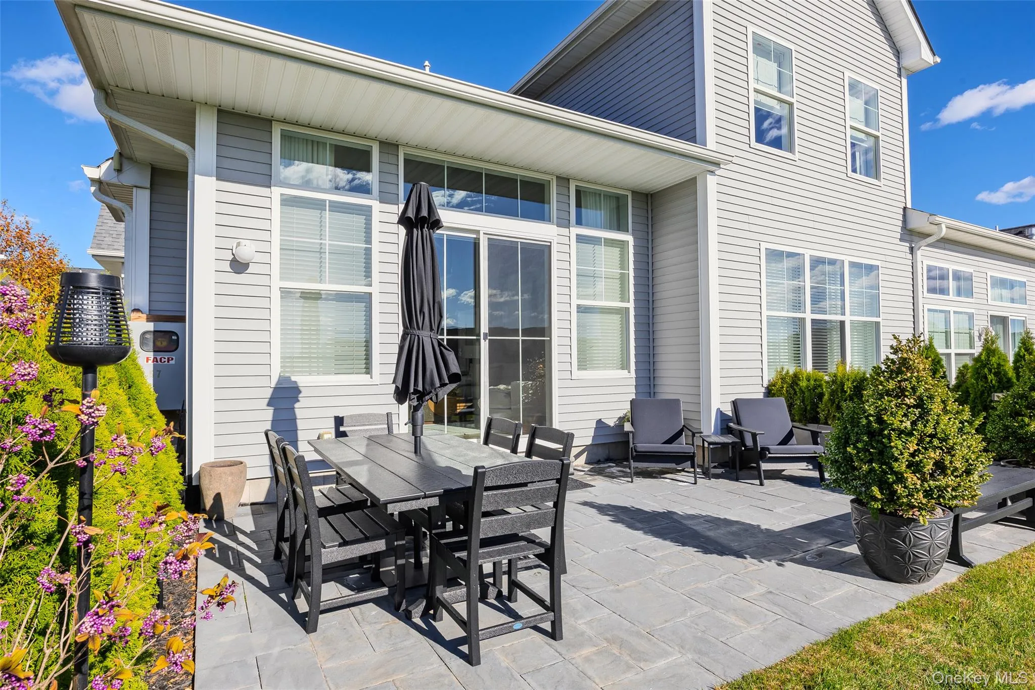 303 Silver Timber Drive, Brookhaven, NY, 3 Bedrooms Bedrooms, 8 Rooms Rooms,2 BathroomsBathrooms,Residential,For Rent,Silver Timber,0,1014618 303 Silver Timber Drive, Brookhaven, NY, 3 Bedrooms Bedrooms, 8 Rooms Rooms,2 BathroomsBathrooms,Residential,For Rent,Silver Timber,0,1014618