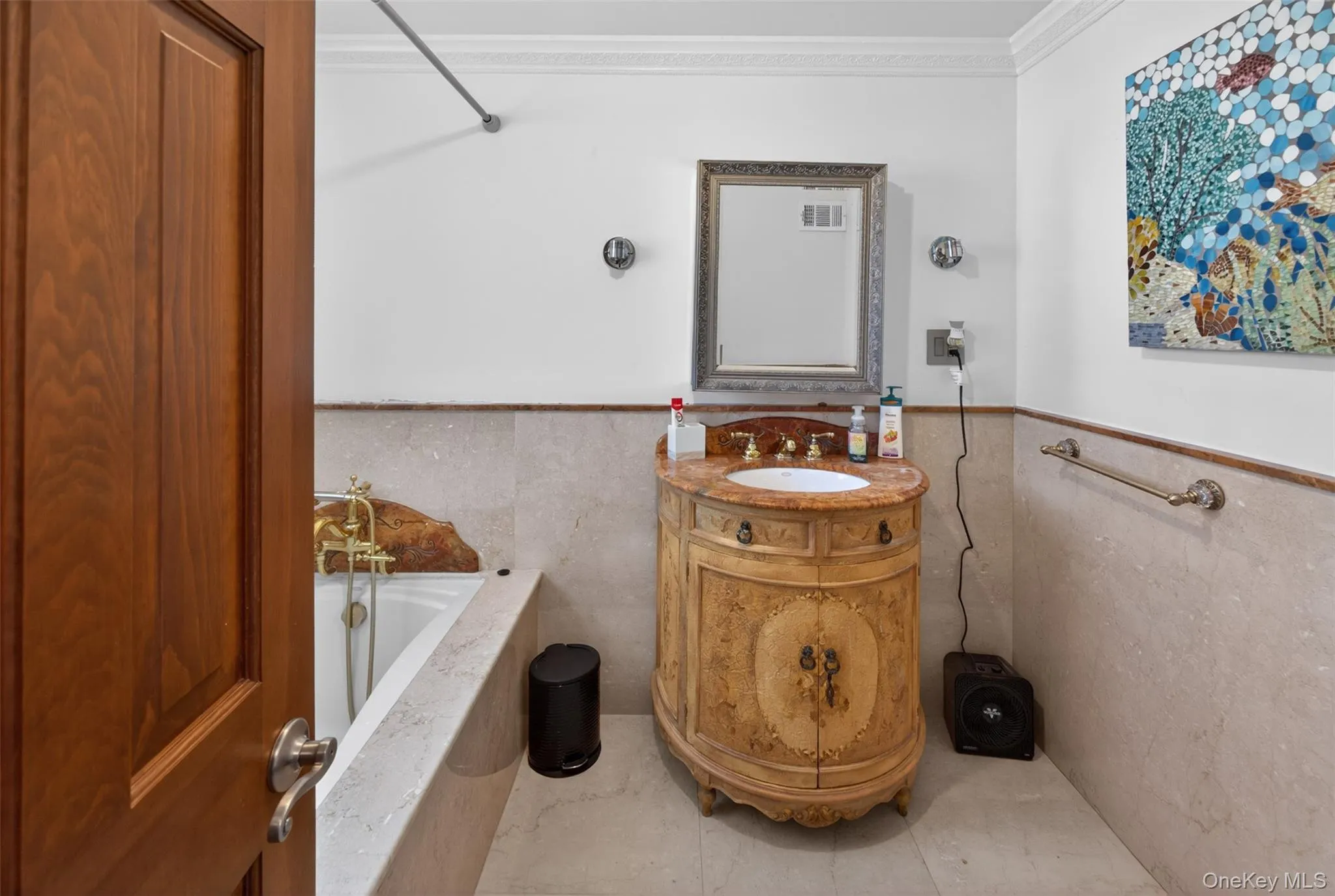 1425 Burton Street, New York, NY, 4 Bedrooms Bedrooms, 12 Rooms Rooms,3 BathroomsBathrooms,Residential Lease,For Rent,Burton,0,1014620 1425 Burton Street, New York, NY, 4 Bedrooms Bedrooms, 12 Rooms Rooms,3 BathroomsBathrooms,Residential Lease,For Rent,Burton,0,1014620
