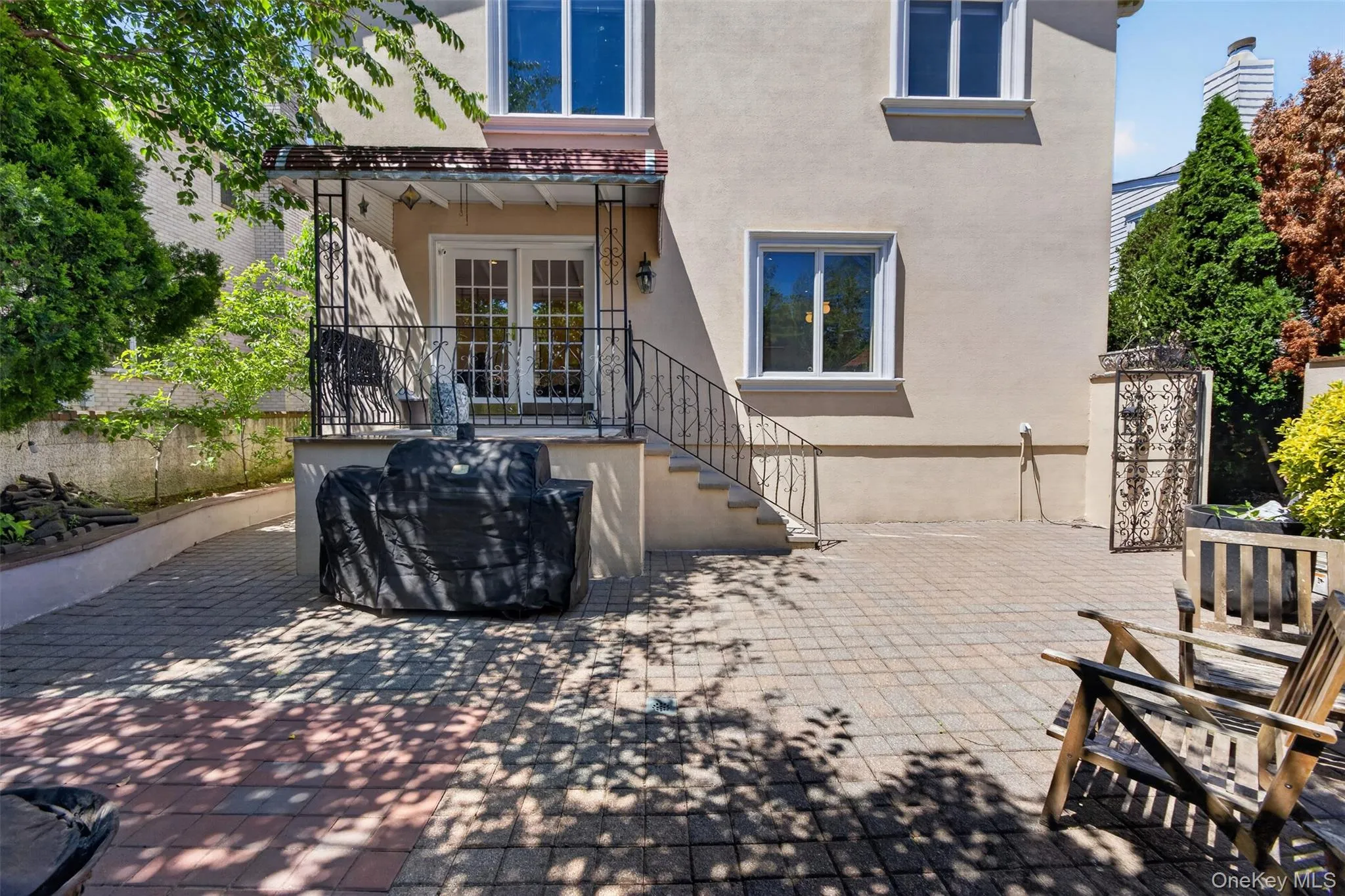 1425 Burton Street, New York, NY, 4 Bedrooms Bedrooms, 12 Rooms Rooms,3 BathroomsBathrooms,Residential Lease,For Rent,Burton,0,1014620 1425 Burton Street, New York, NY, 4 Bedrooms Bedrooms, 12 Rooms Rooms,3 BathroomsBathrooms,Residential Lease,For Rent,Burton,0,1014620