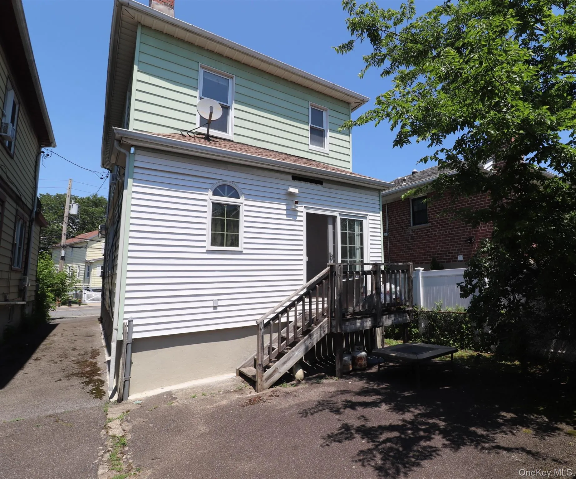 3232 Country Club Road, New York, NY, 3 Bedrooms Bedrooms, 7 Rooms Rooms,1 BathroomBathrooms,Residential,For Rent,Country Club,0,1014621 3232 Country Club Road, New York, NY, 3 Bedrooms Bedrooms, 7 Rooms Rooms,1 BathroomBathrooms,Residential,For Rent,Country Club,0,1014621