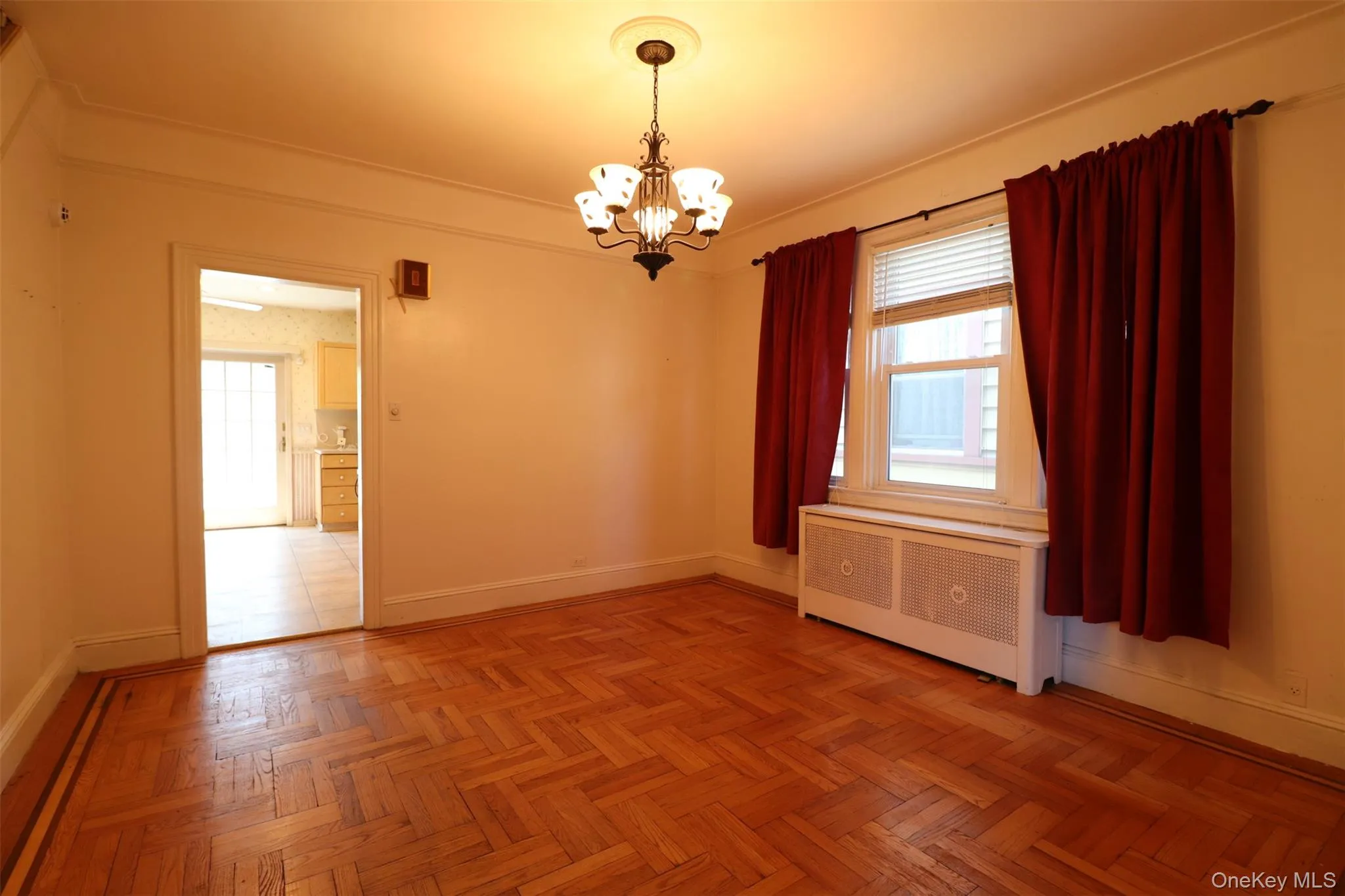 3232 Country Club Road, New York, NY, 3 Bedrooms Bedrooms, 7 Rooms Rooms,1 BathroomBathrooms,Residential,For Rent,Country Club,0,1014621 3232 Country Club Road, New York, NY, 3 Bedrooms Bedrooms, 7 Rooms Rooms,1 BathroomBathrooms,Residential,For Rent,Country Club,0,1014621