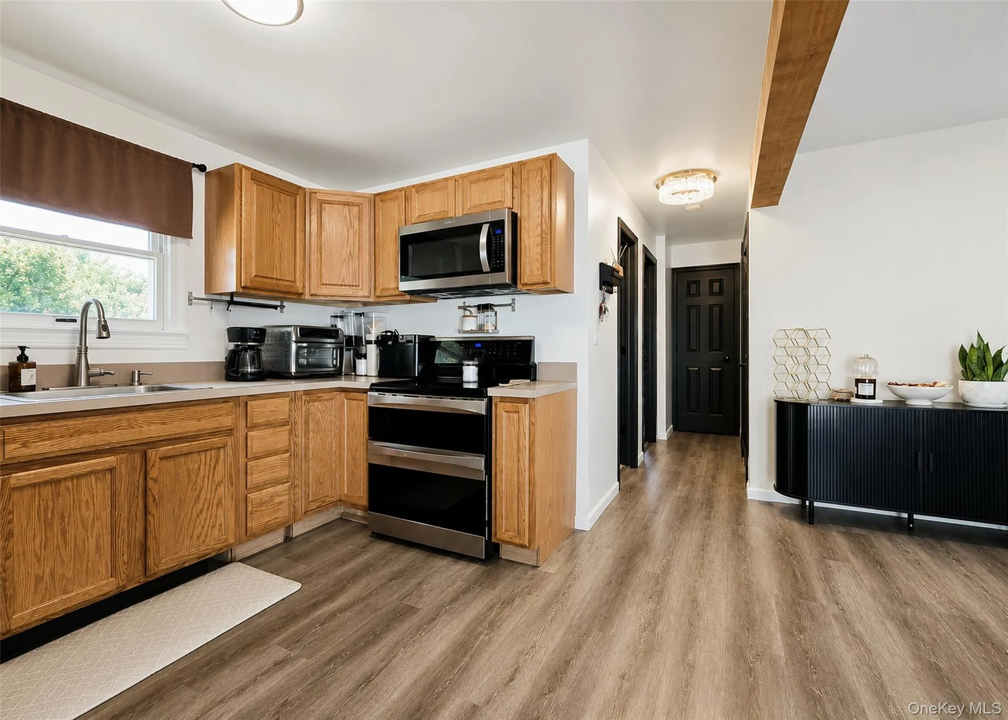 348 Furrows Road, Islip, NY, 3 Bedrooms Bedrooms, 8 Rooms Rooms,2 BathroomsBathrooms,Residential,For Rent,Furrows,0,1014622 348 Furrows Road, Islip, NY, 3 Bedrooms Bedrooms, 8 Rooms Rooms,2 BathroomsBathrooms,Residential,For Rent,Furrows,0,1014622